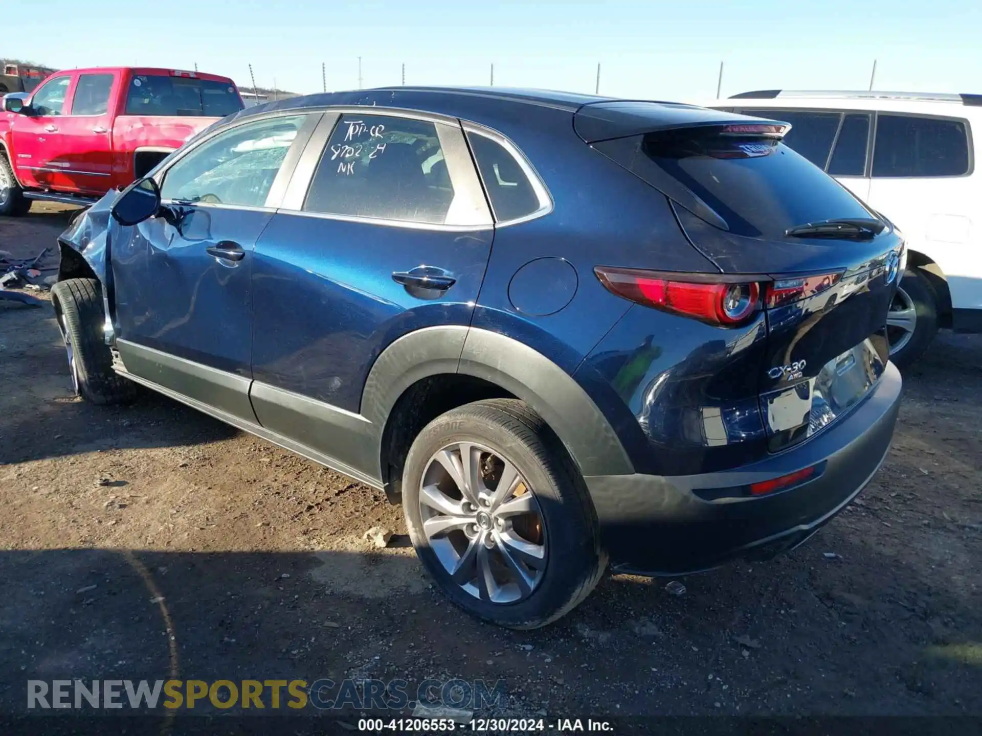 3 Photograph of a damaged car 3MVDMBBLXMM203892 MAZDA CX-30 2021