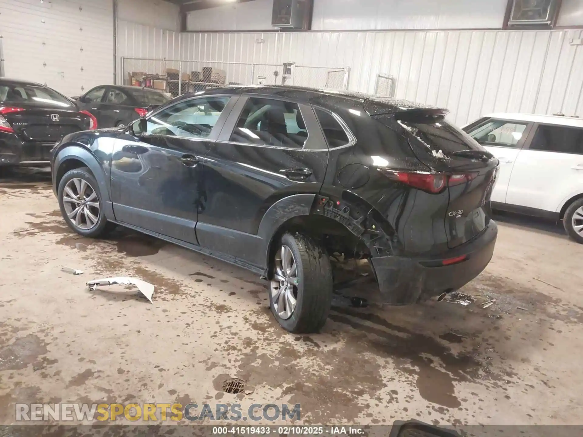 3 Photograph of a damaged car 3MVDMBBLXMM215492 MAZDA CX-30 2021