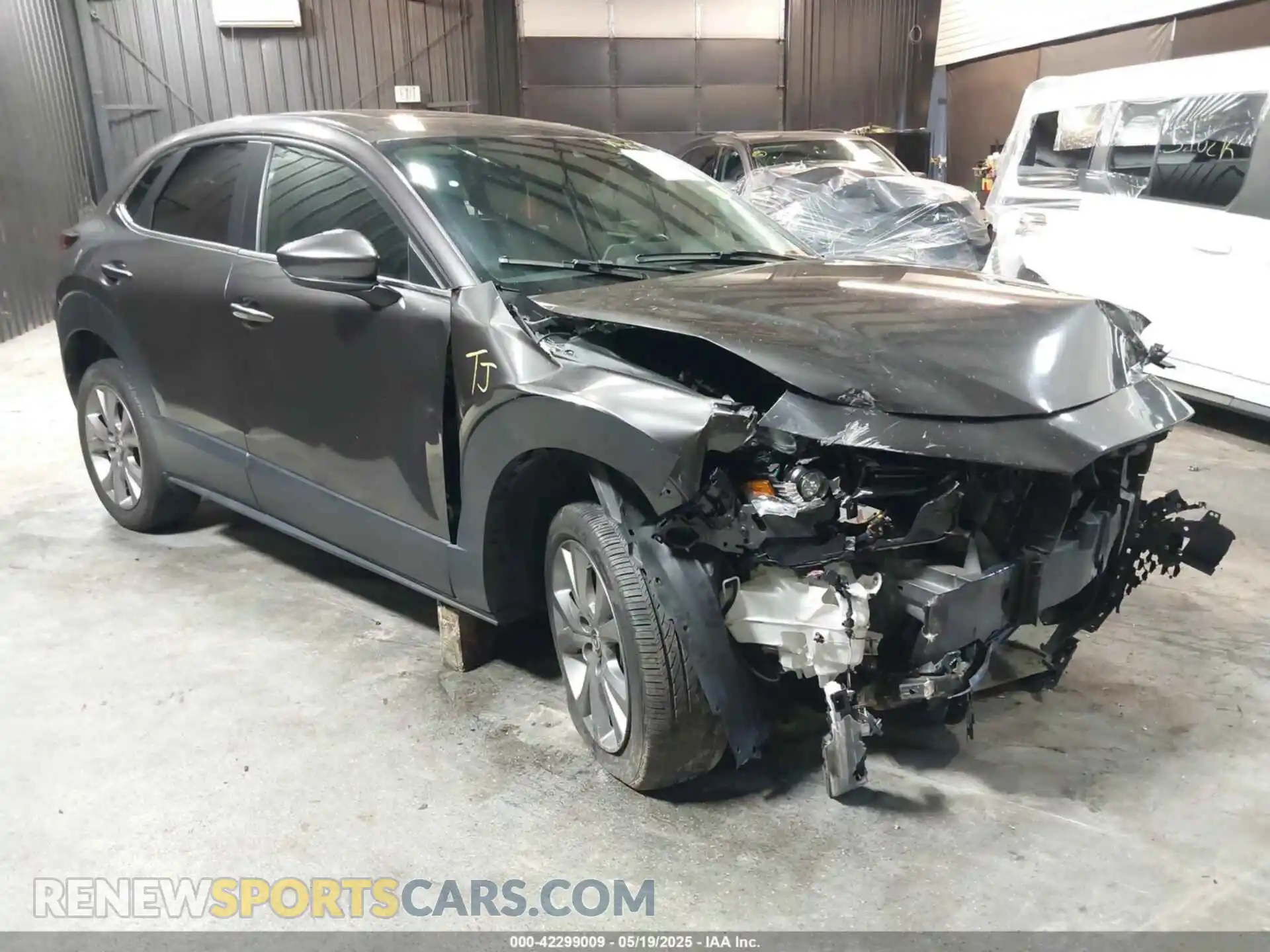 1 Photograph of a damaged car 3MVDMBCL1MM247701 MAZDA CX-30 2021