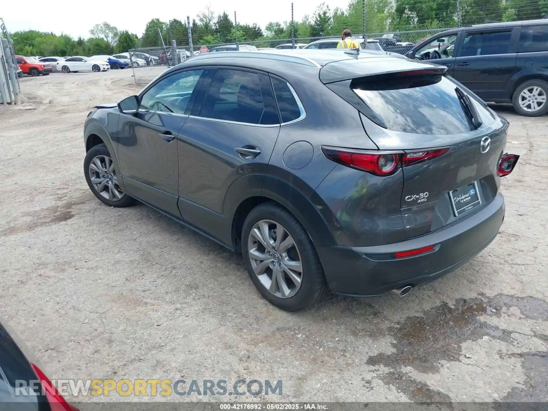 3 Photograph of a damaged car 3MVDMBDL9MM256984 MAZDA CX-30 2021