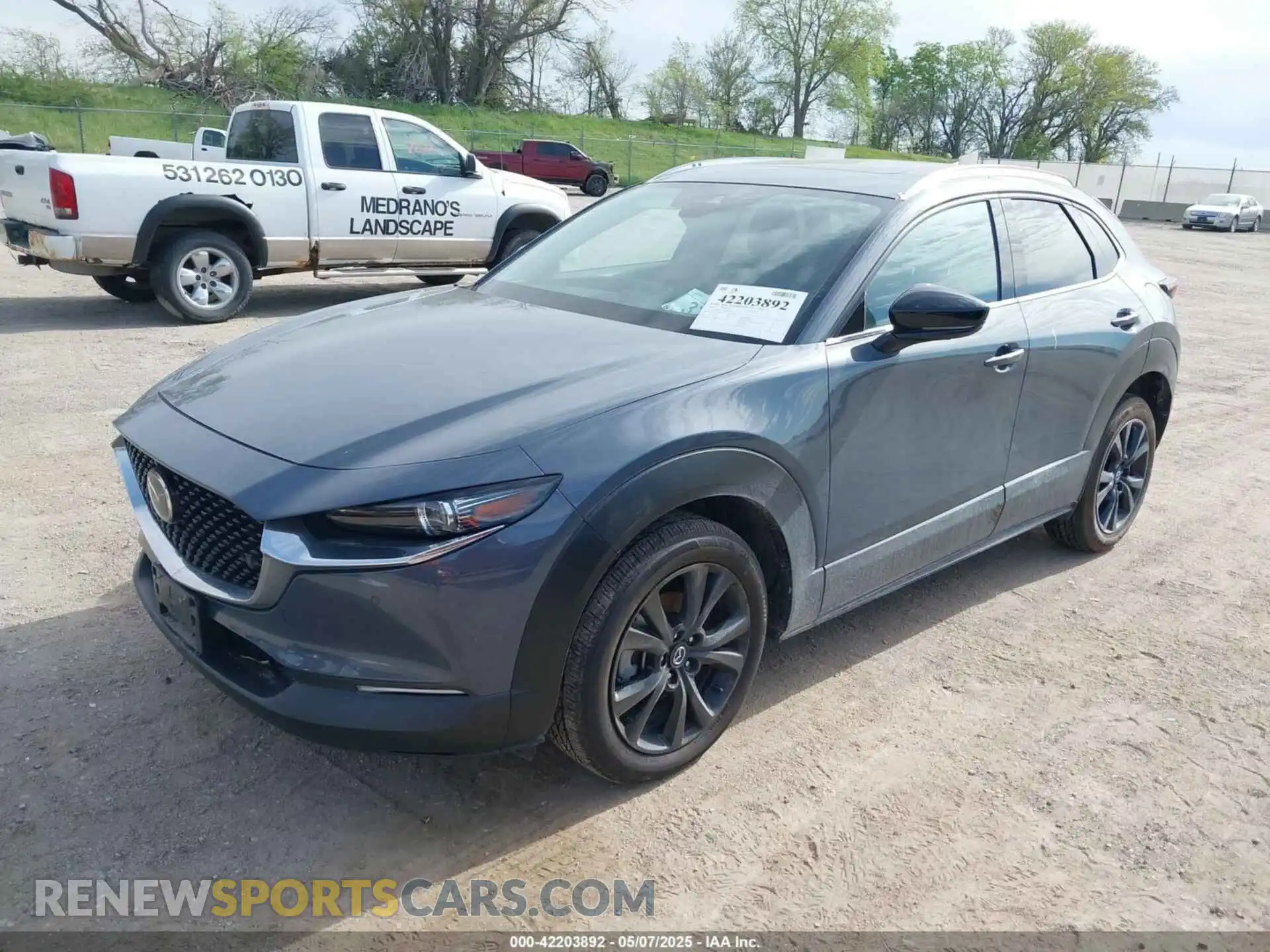 2 Photograph of a damaged car 3MVDMBEY7MM308316 MAZDA CX-30 2021