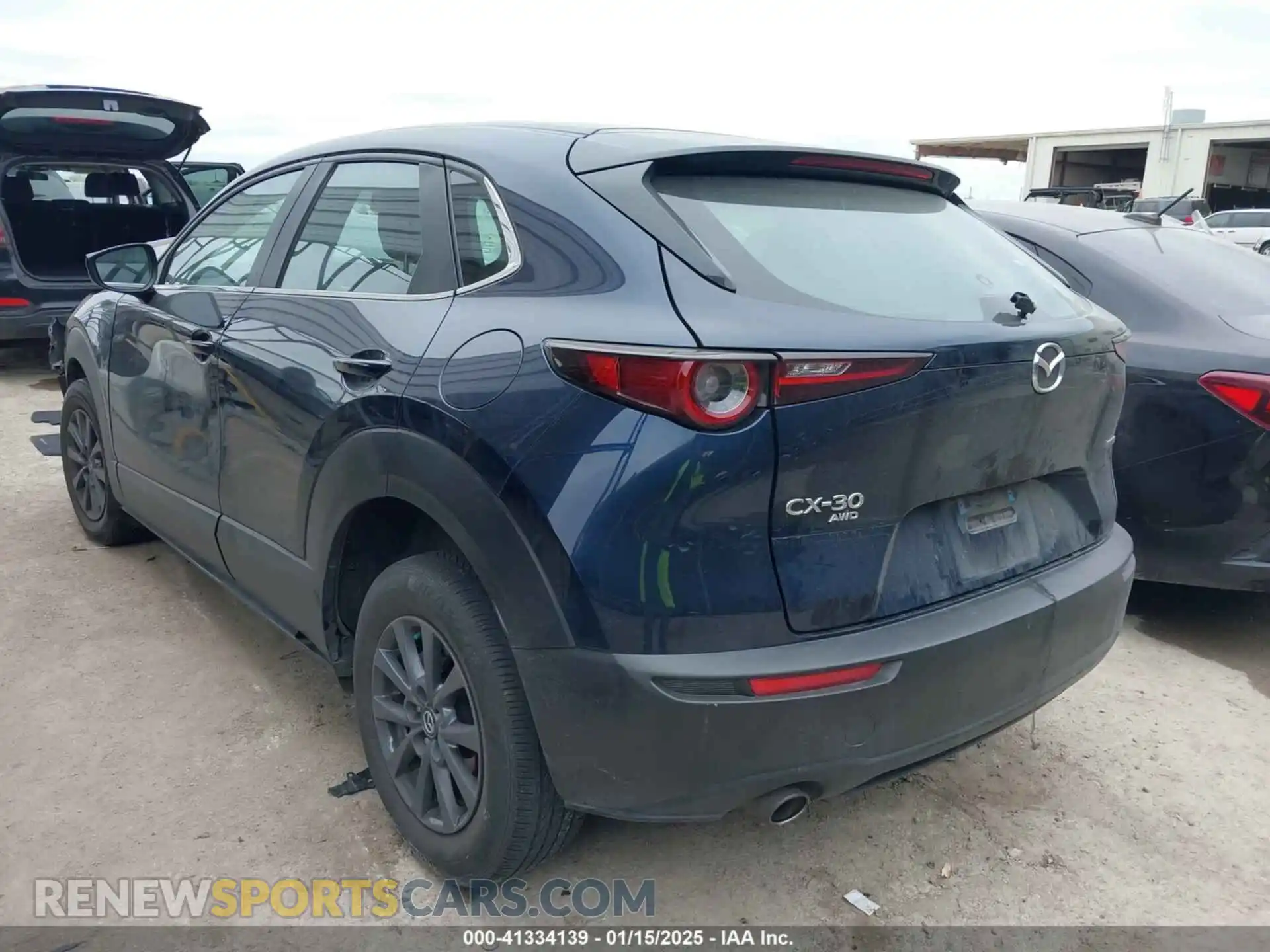 3 Photograph of a damaged car 3MVDMBAL6NM406135 MAZDA CX-30 2022