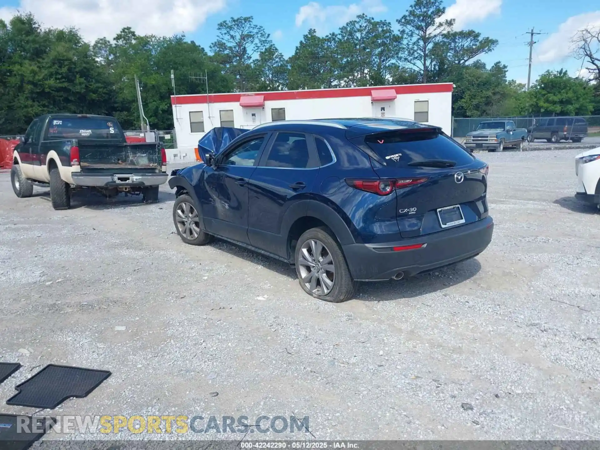 3 Photograph of a damaged car 3MVDMBBL6NM448268 MAZDA CX-30 2022