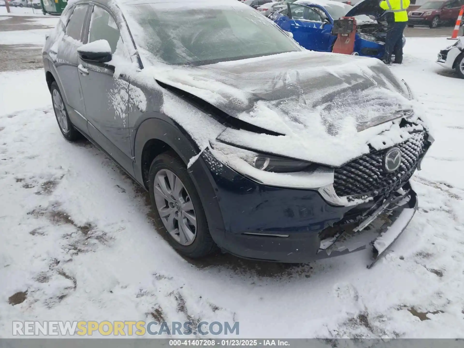 1 Photograph of a damaged car 3MVDMBBLXNM424992 MAZDA CX-30 2022