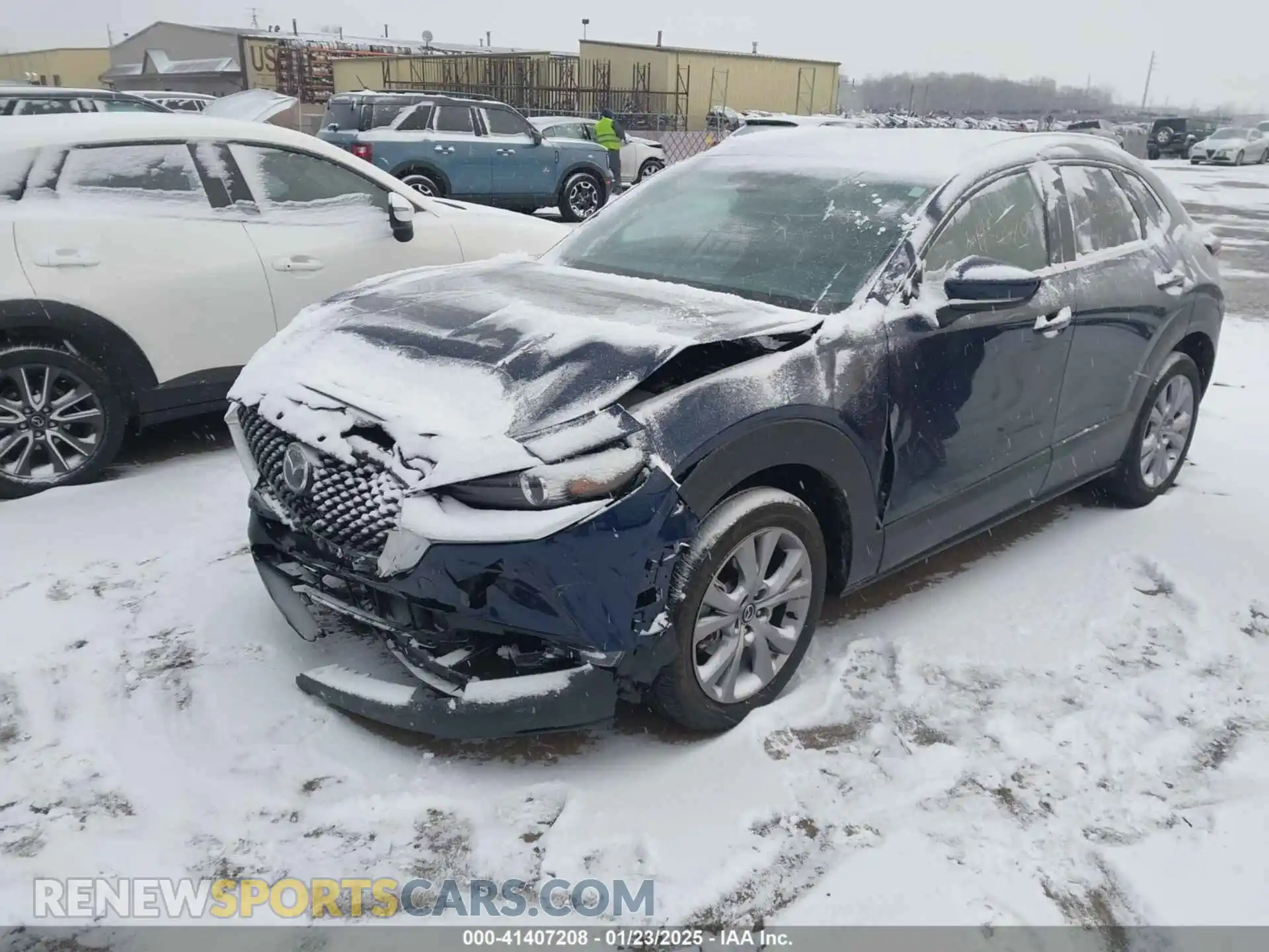 2 Photograph of a damaged car 3MVDMBBLXNM424992 MAZDA CX-30 2022