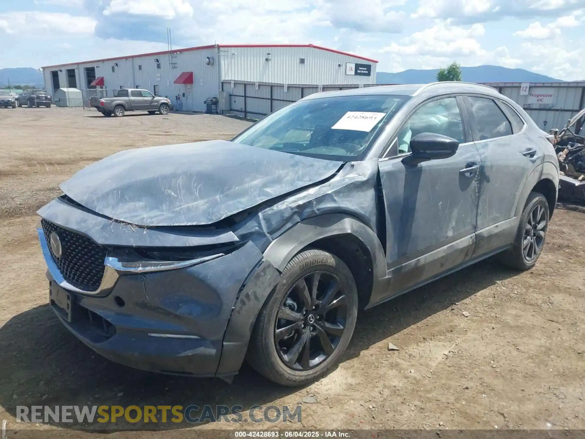 2 Photograph of a damaged car 3MVDMBCL9NM422827 MAZDA CX-30 2022