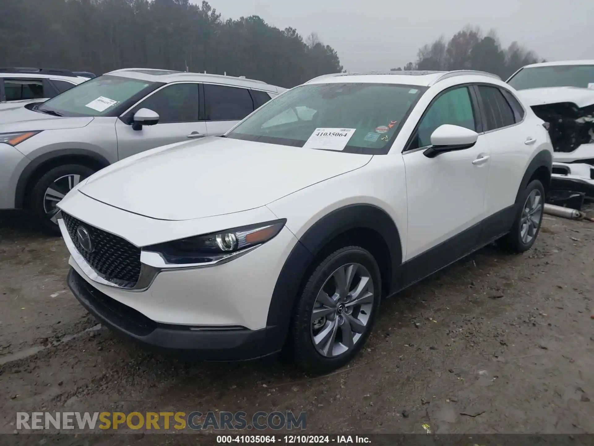 2 Photograph of a damaged car 3MVDMBDL1NM452807 MAZDA CX-30 2022