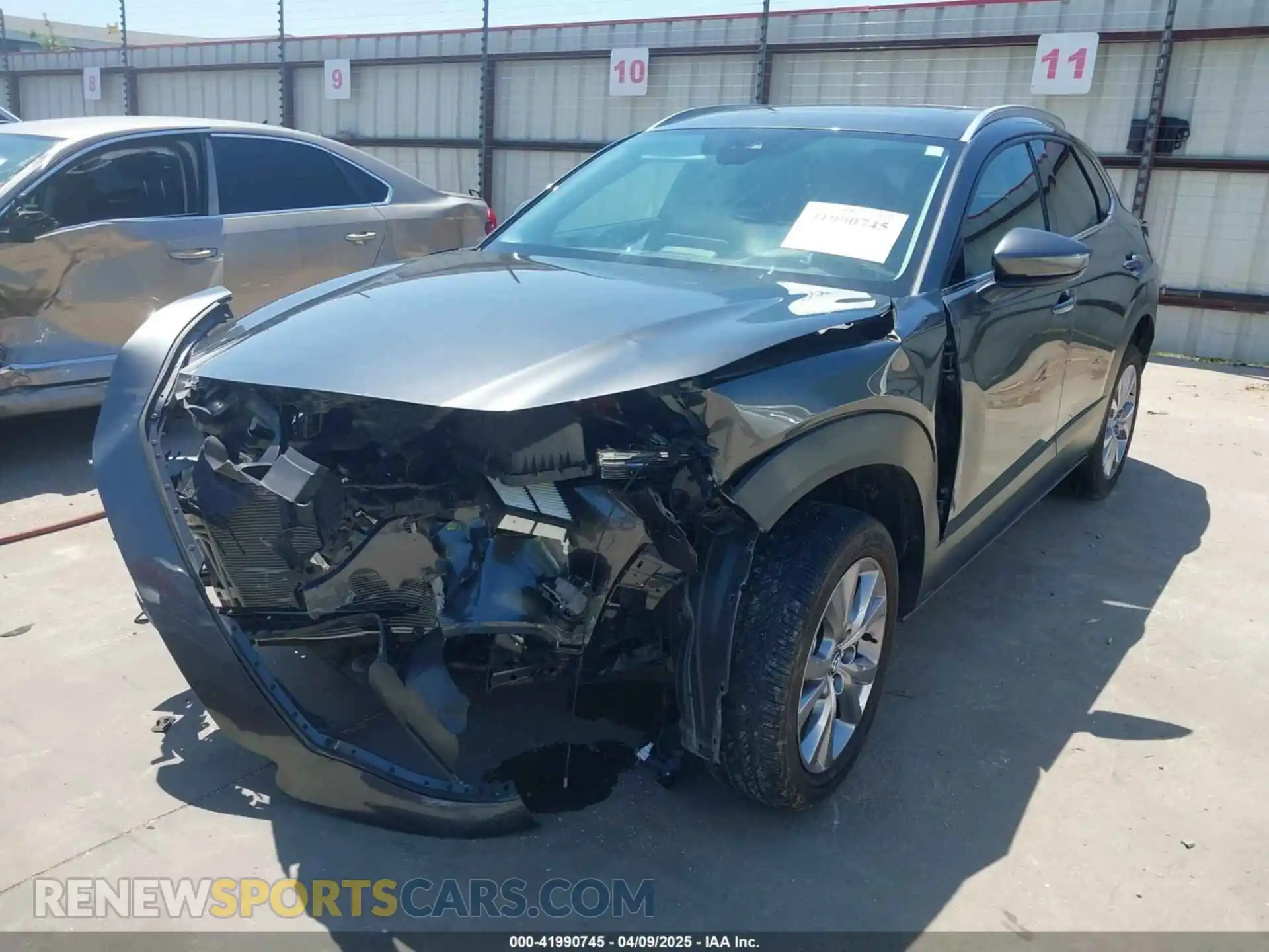2 Photograph of a damaged car 3MVDMBDL5NM416649 MAZDA CX-30 2022