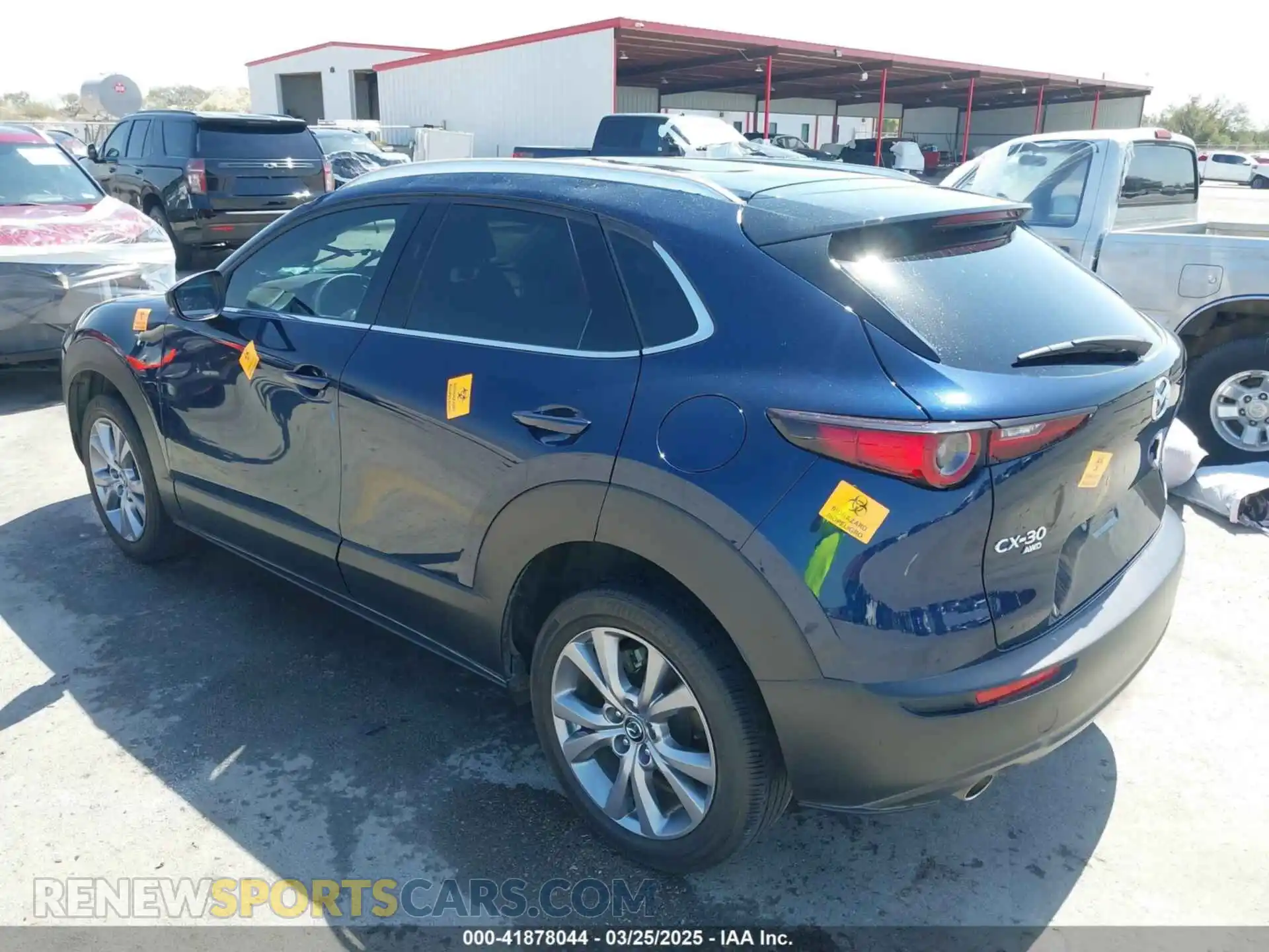 3 Photograph of a damaged car 3MVDMBDL8NM450181 MAZDA CX-30 2022