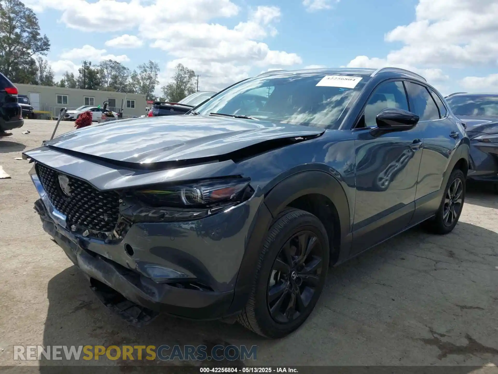 2 Photograph of a damaged car 3MVDMBEY2NM447805 MAZDA CX-30 2022