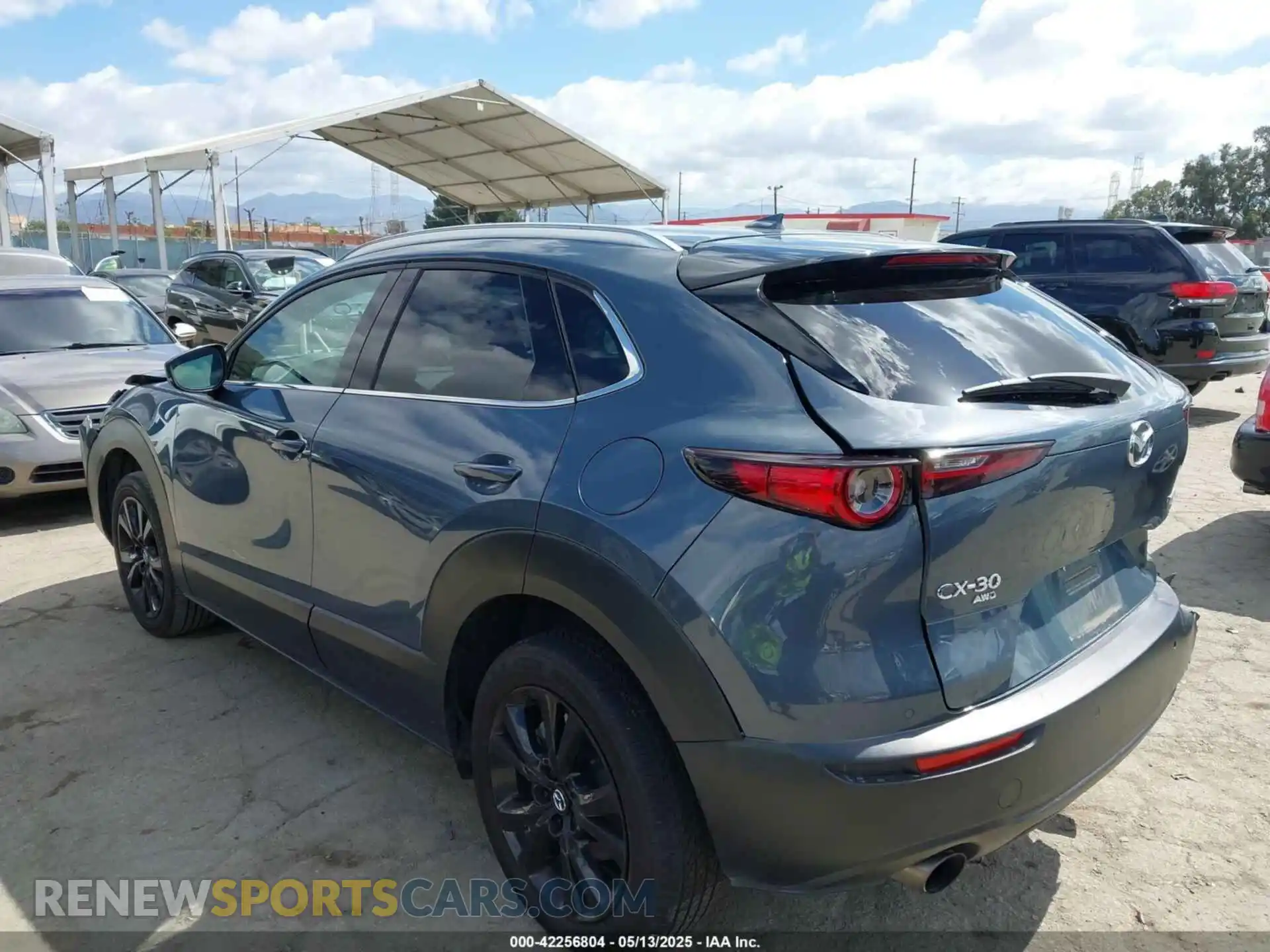 3 Photograph of a damaged car 3MVDMBEY2NM447805 MAZDA CX-30 2022