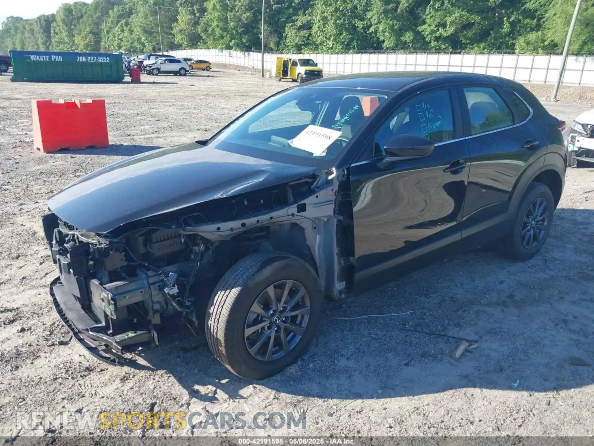2 Photograph of a damaged car 3MVDMBAM7PM528546 MAZDA CX-30 2023