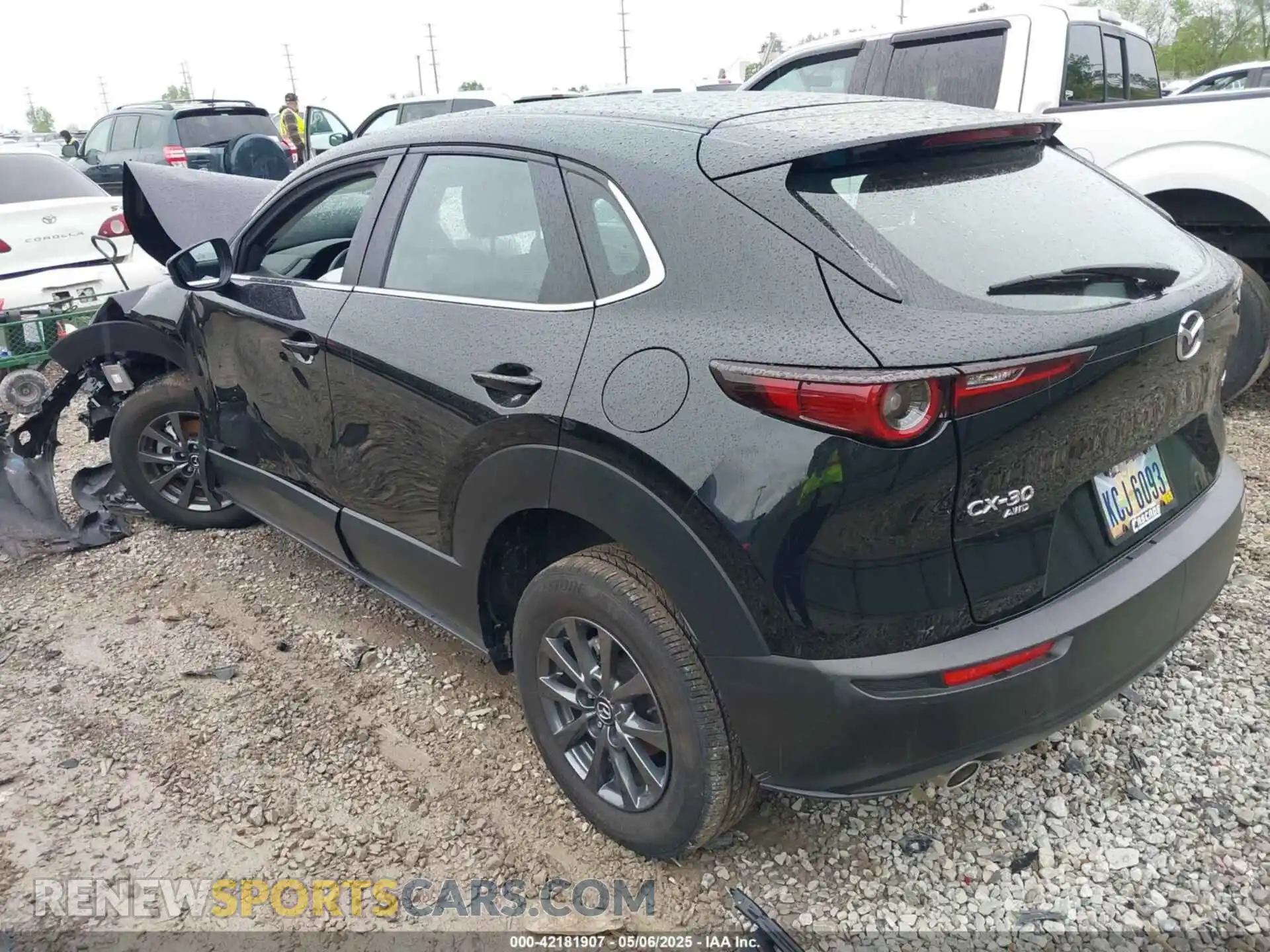 3 Photograph of a damaged car 3MVDMBAM7PM561904 MAZDA CX-30 2023