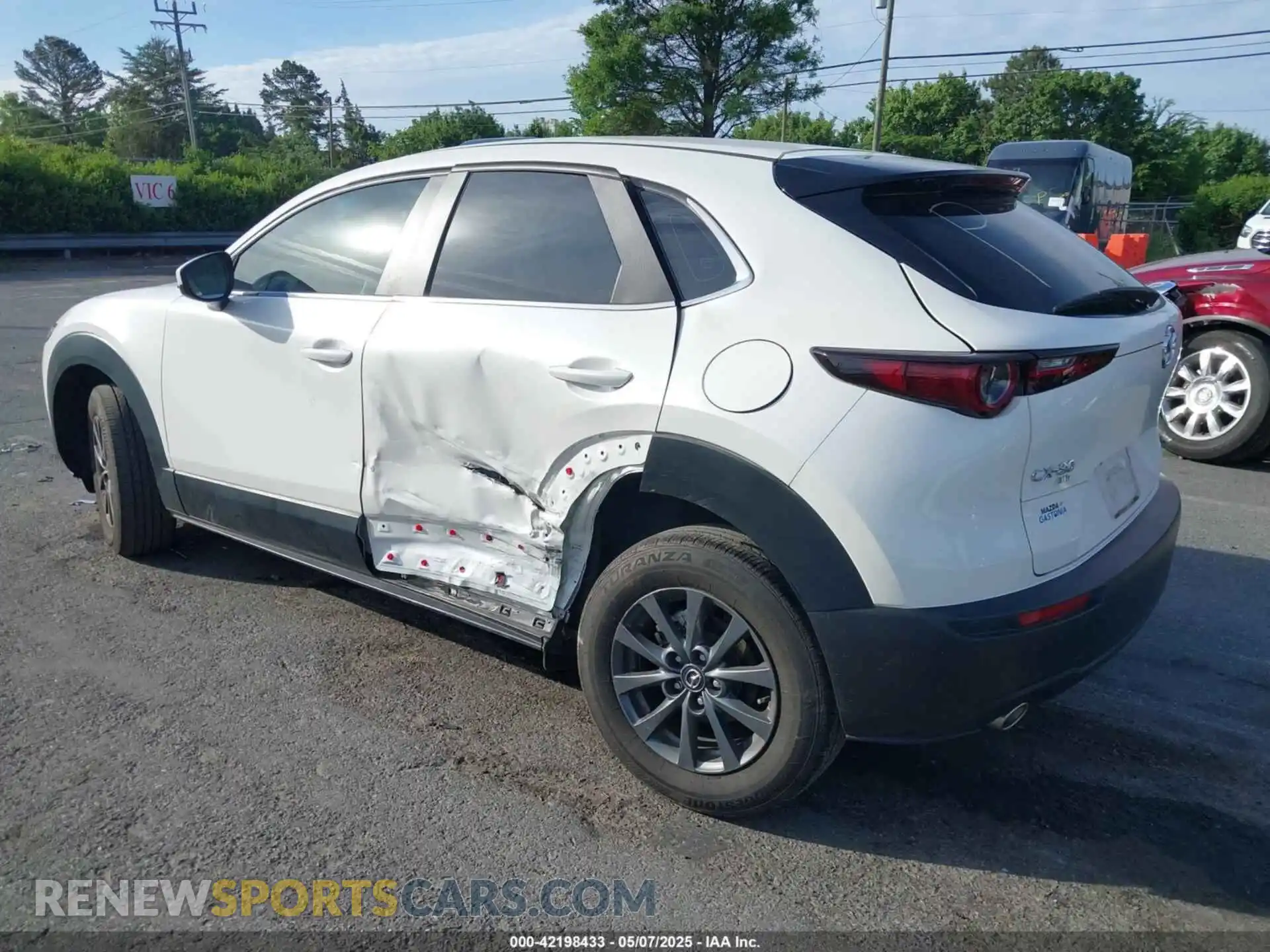 3 Photograph of a damaged car 3MVDMBAM8PM545288 MAZDA CX-30 2023