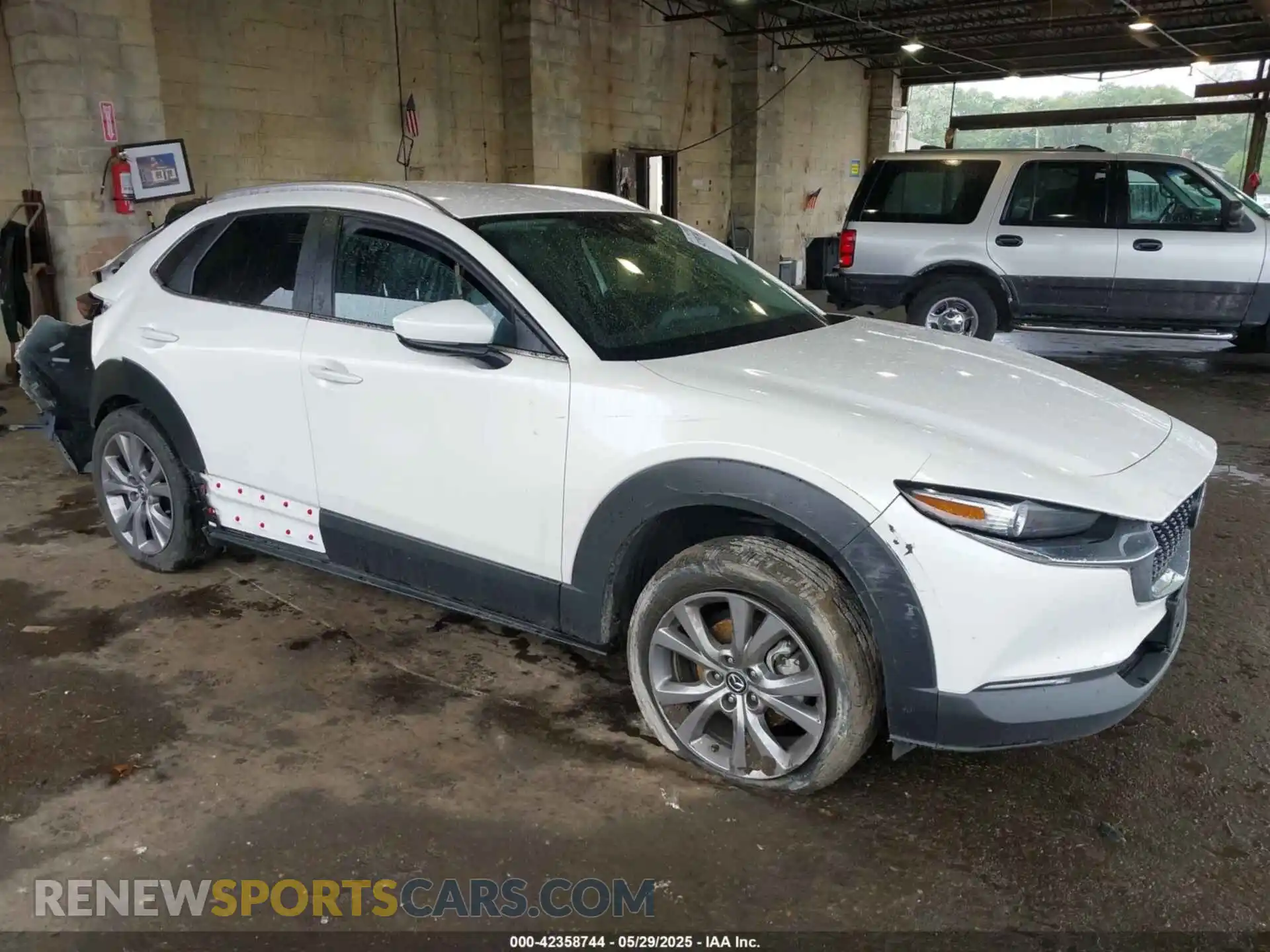 1 Photograph of a damaged car 3MVDMBBM3PM544824 MAZDA CX-30 2023