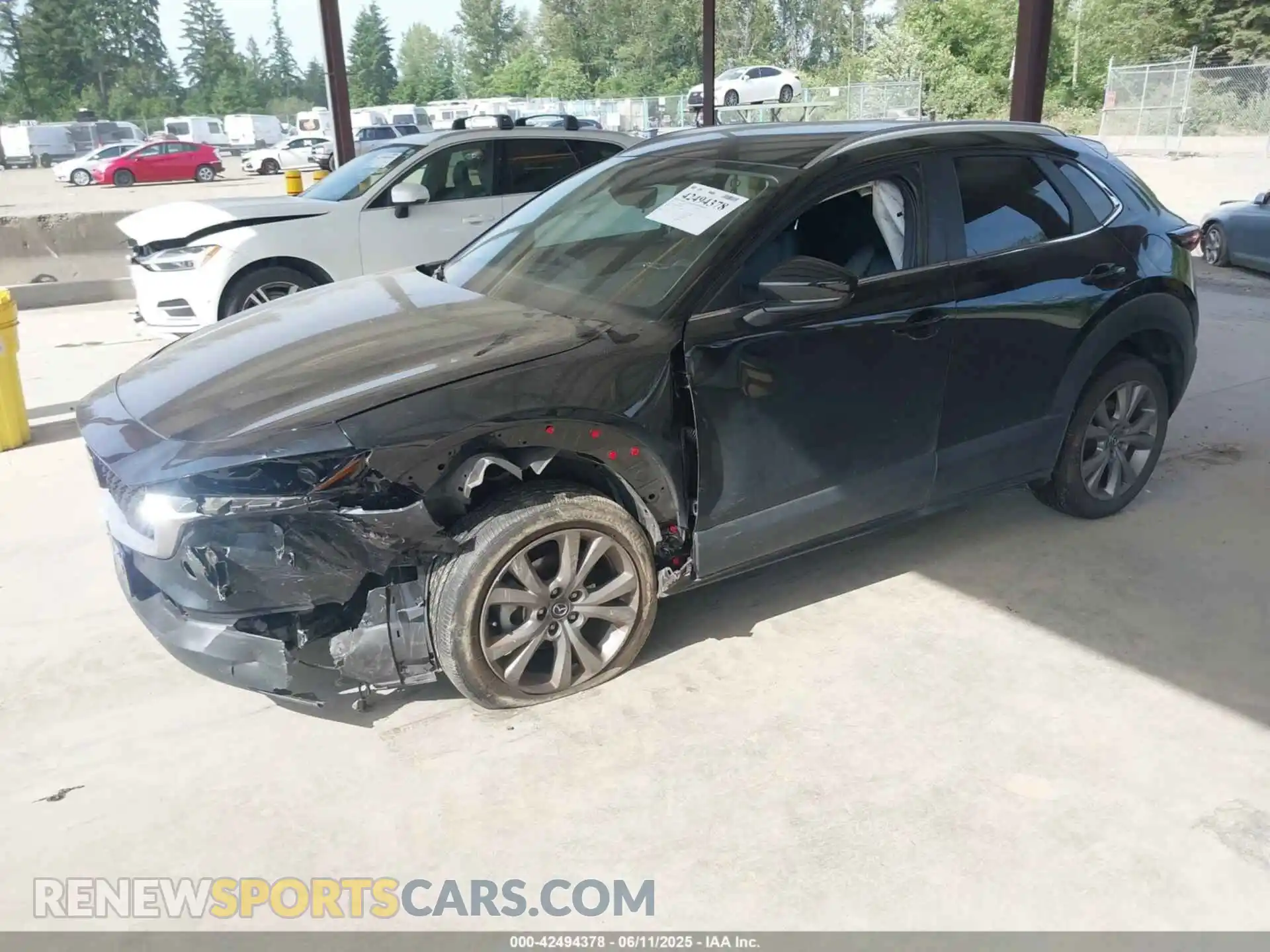 2 Photograph of a damaged car 3MVDMBCM8PM569152 MAZDA CX-30 2023