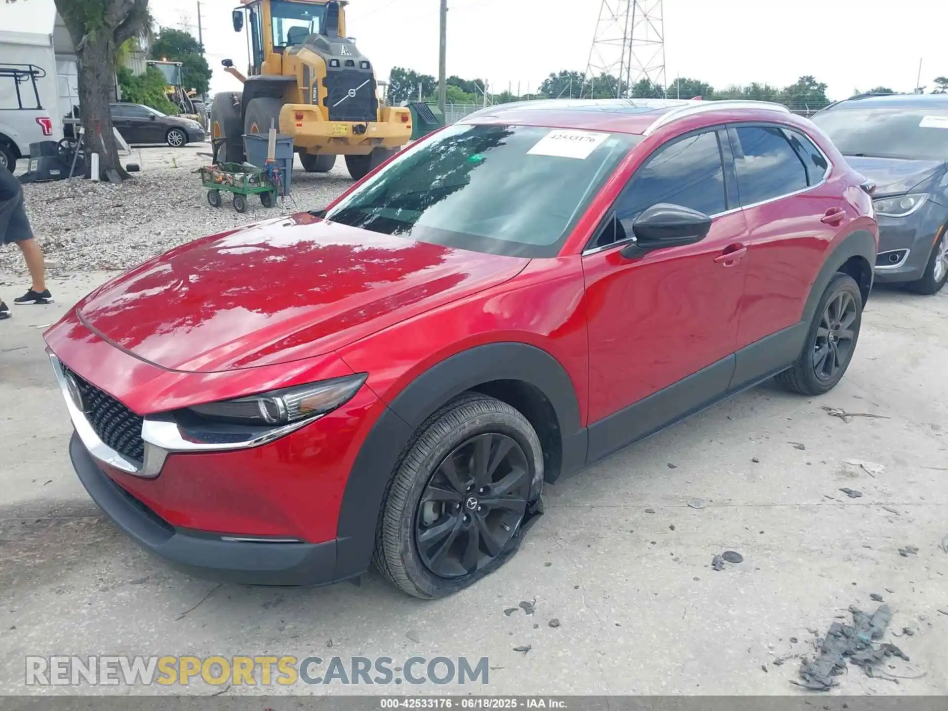 2 fotografías del automóvil dañado 3MVDMBDY3PM507398 MAZDA CX-30 2023
