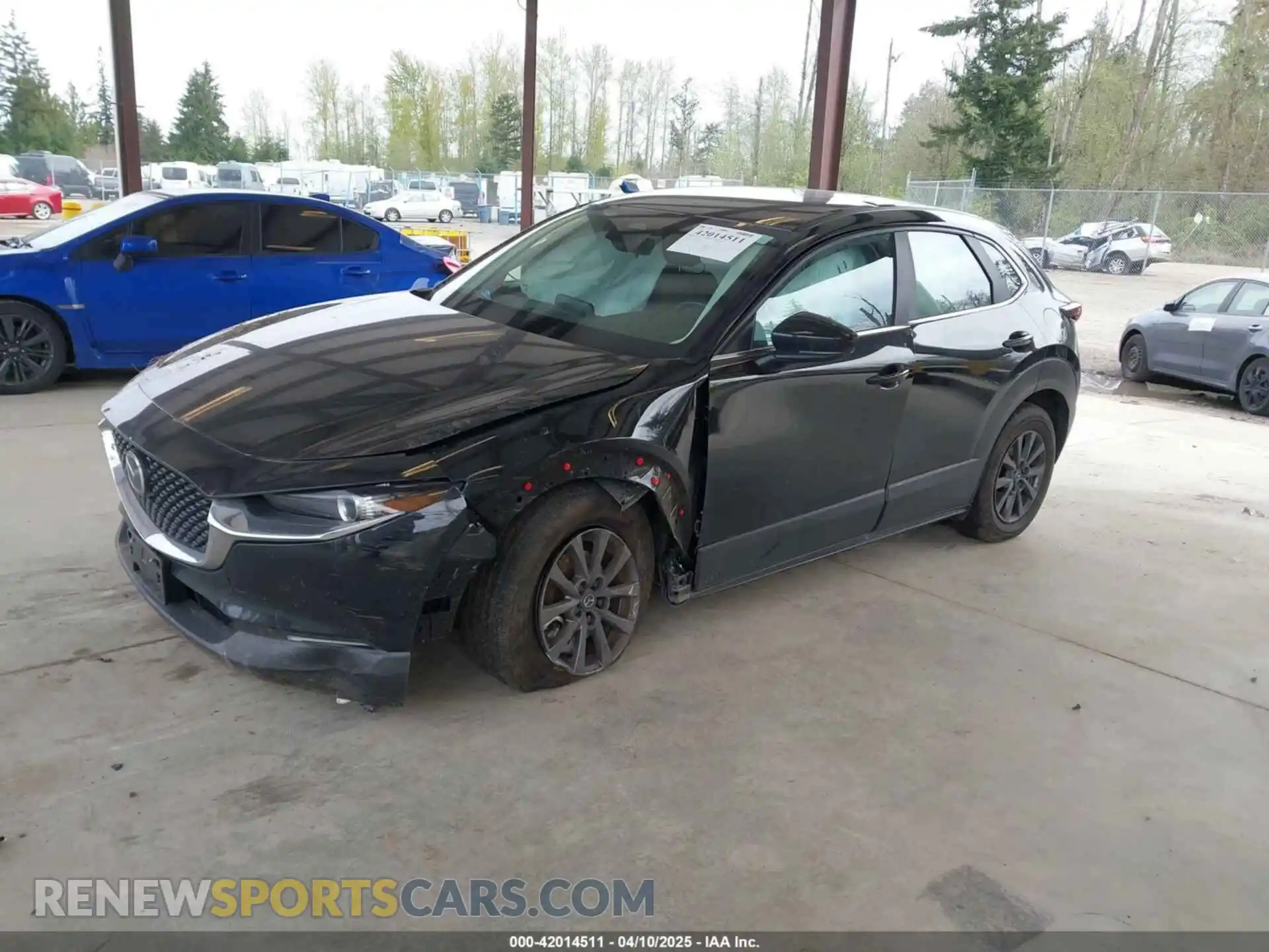 2 Photograph of a damaged car 3MVDMBAM5RM633007 MAZDA CX-30 2024