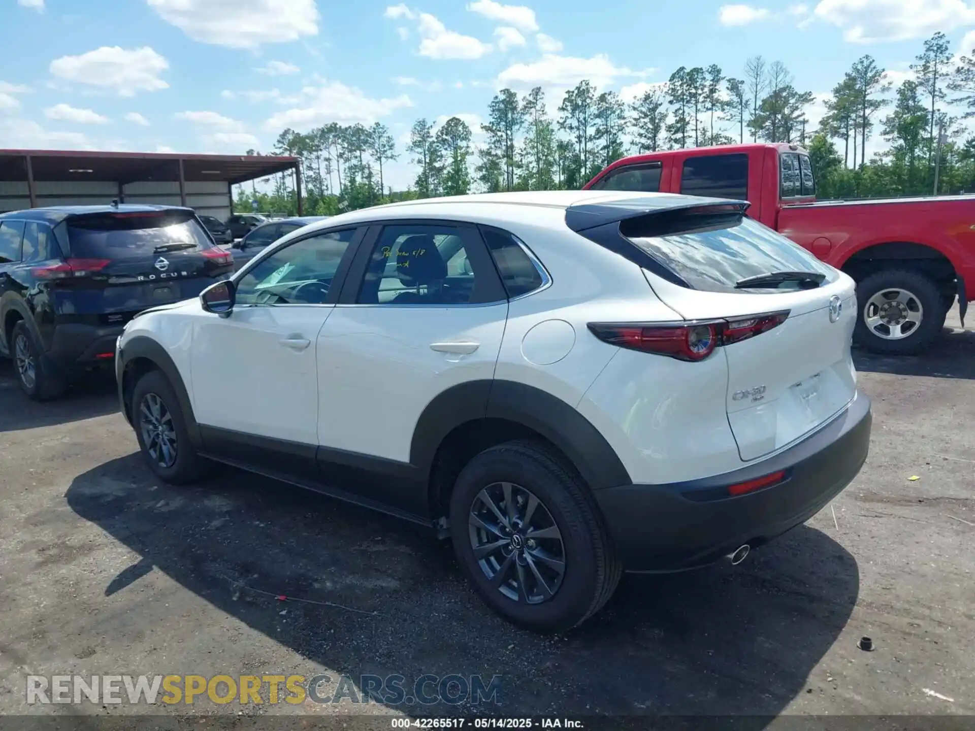 3 Photograph of a damaged car 3MVDMBAM6RM615440 MAZDA CX-30 2024