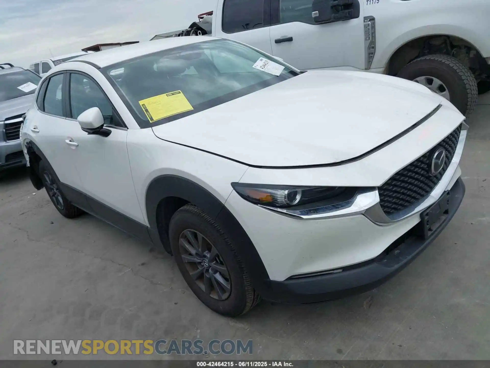 1 Photograph of a damaged car 3MVDMBAM8RM675588 MAZDA CX-30 2024