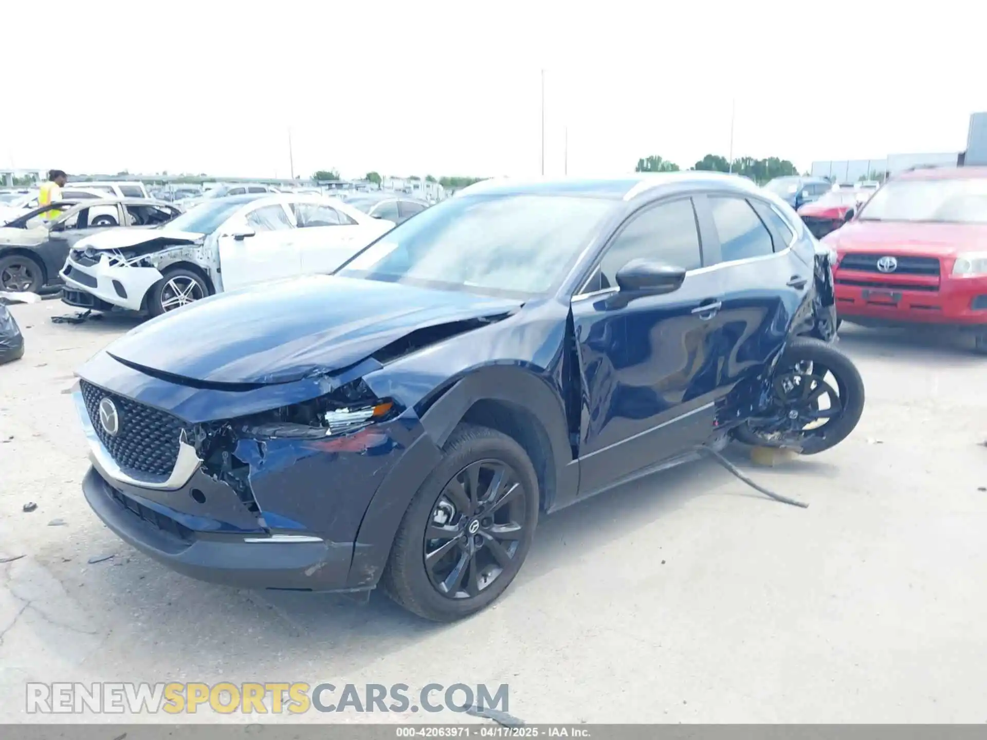 2 Photograph of a damaged car 3MVDMBBM1RM655682 MAZDA CX-30 2024