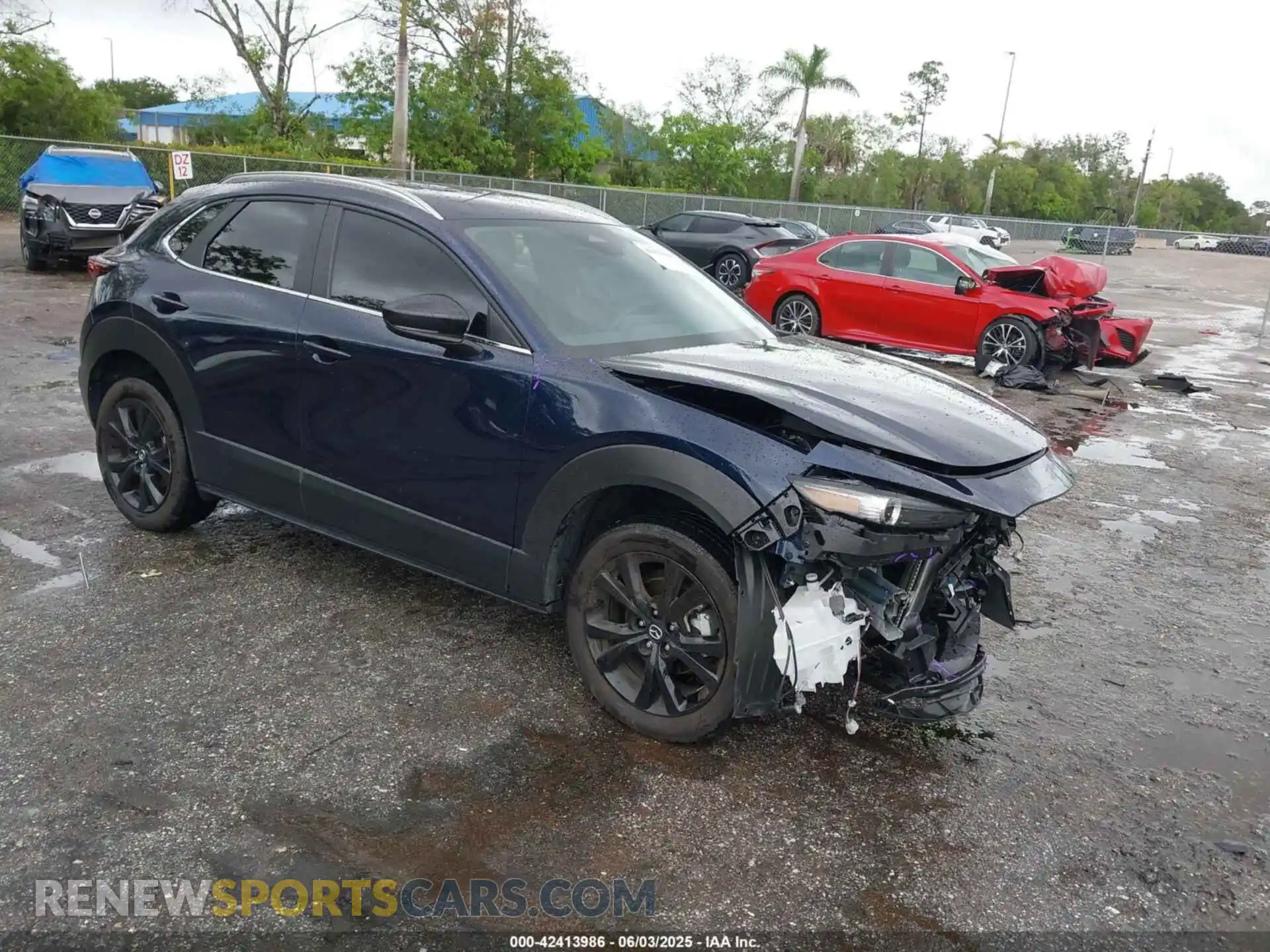 1 Photograph of a damaged car 3MVDMBBM2RM703240 MAZDA CX-30 2024