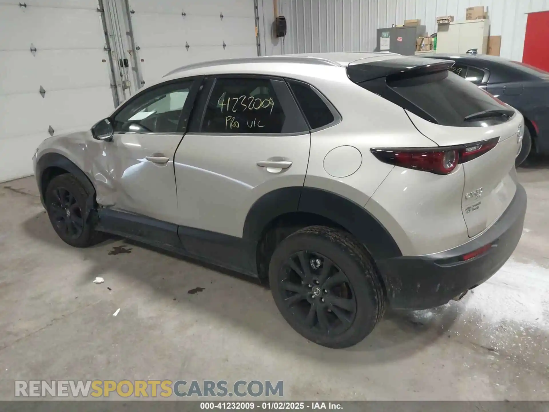 3 Photograph of a damaged car 3MVDMBBM3RM675111 MAZDA CX-30 2024