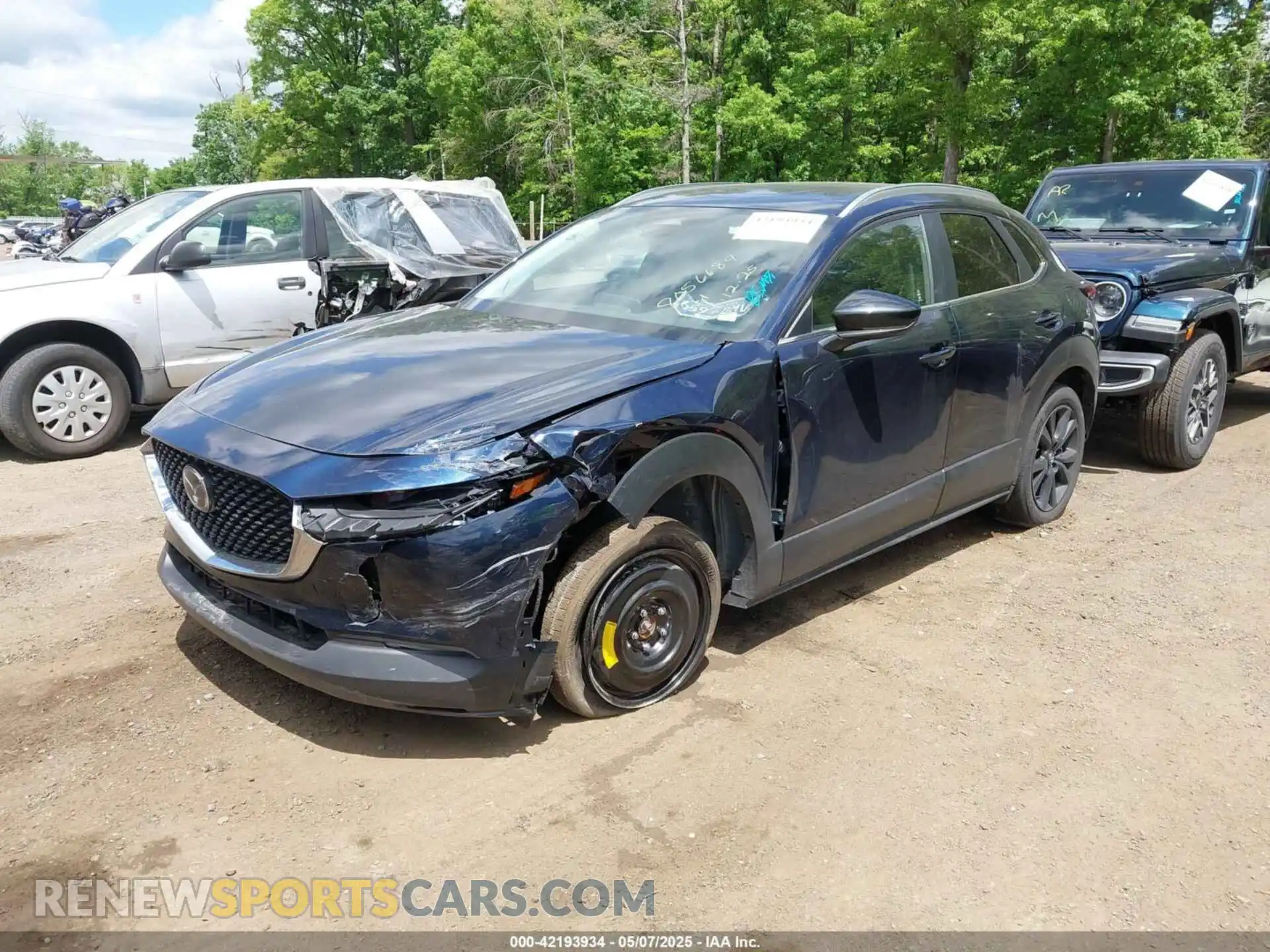 2 Photograph of a damaged car 3MVDMBBM3RM692815 MAZDA CX-30 2024
