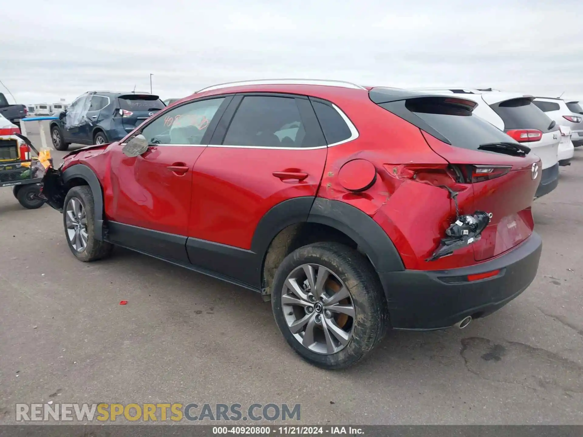 3 Photograph of a damaged car 3MVDMBCM2RM603489 MAZDA CX-30 2024