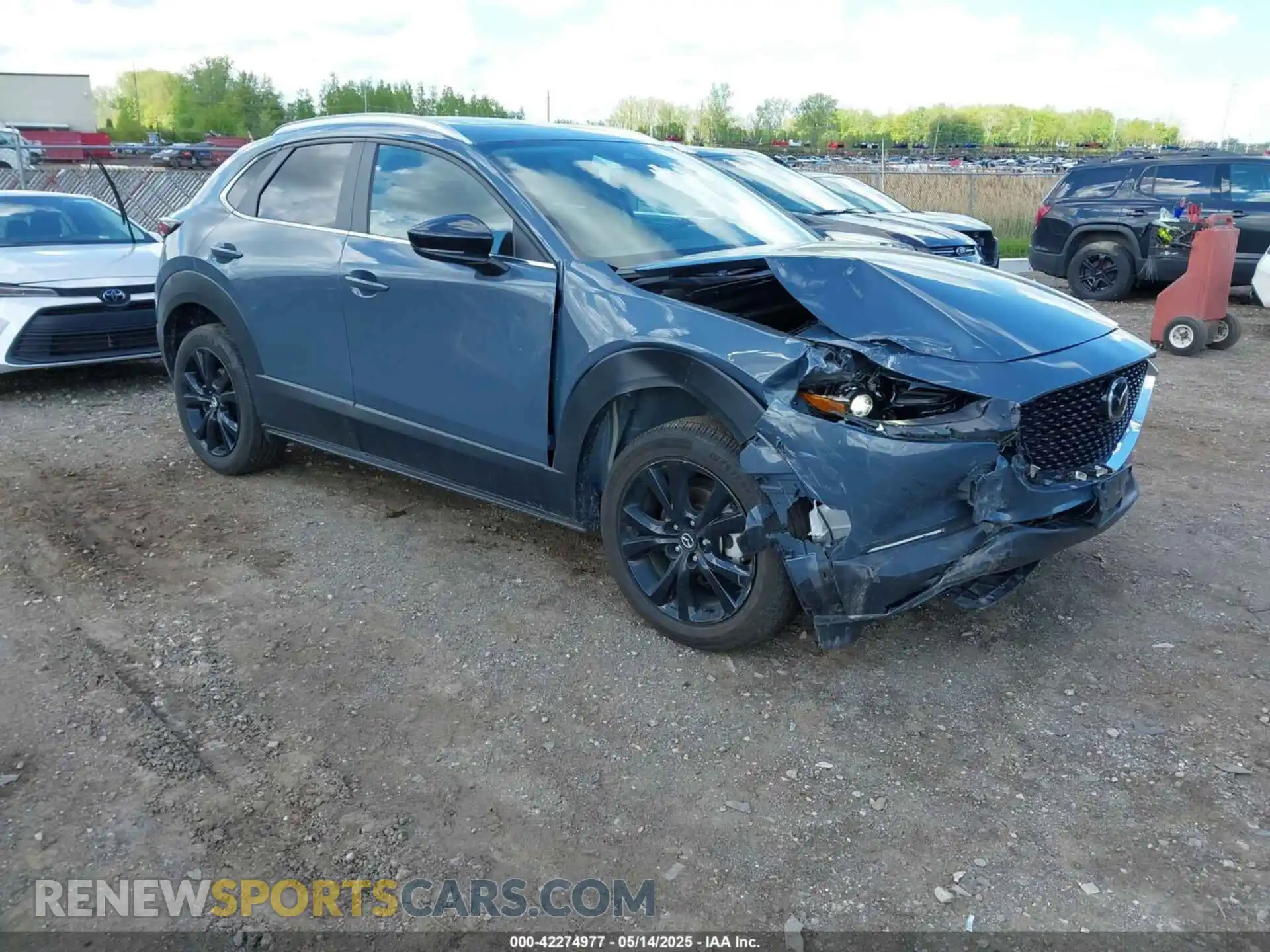 1 Photograph of a damaged car 3MVDMBCM3RM664365 MAZDA CX-30 2024
