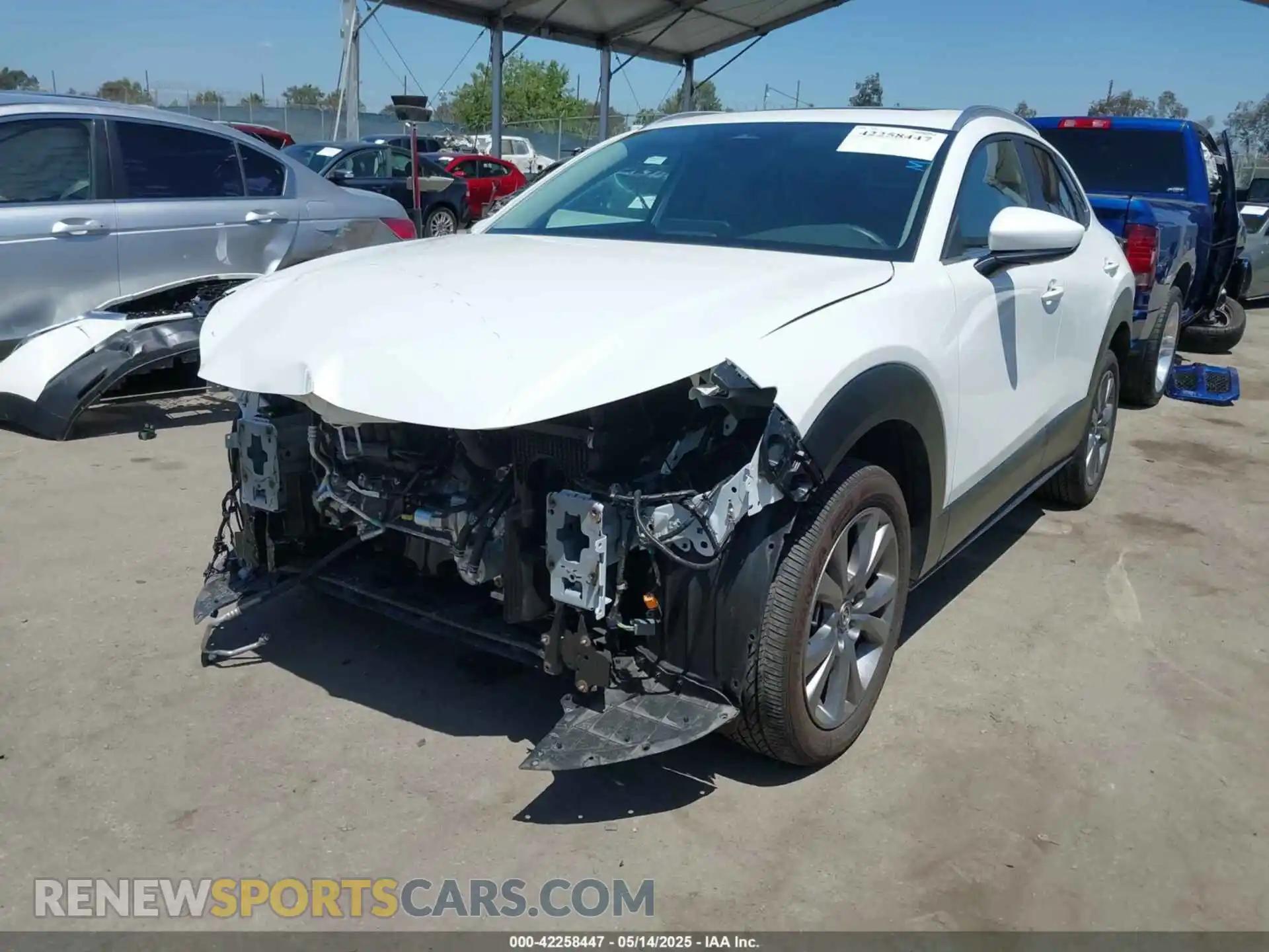 2 Photograph of a damaged car 3MVDMBCM4RM714884 MAZDA CX-30 2024