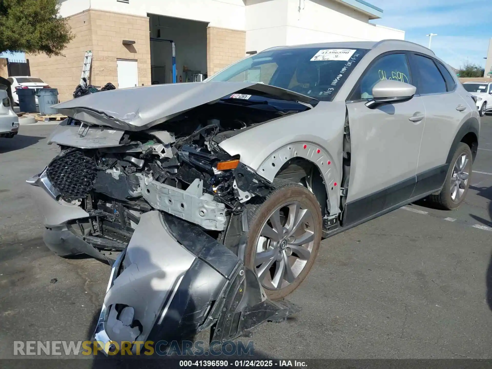 2 Photograph of a damaged car 3MVDMBCM7RM638304 MAZDA CX-30 2024