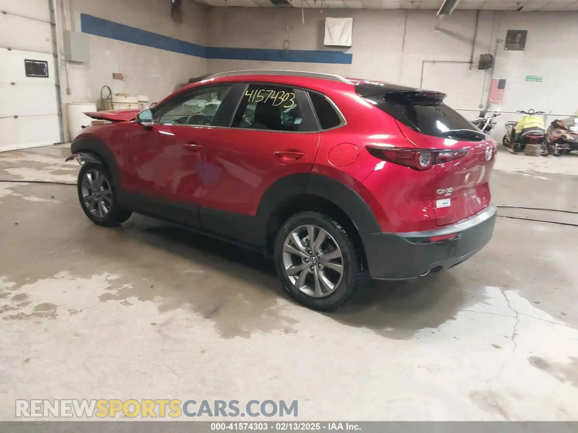 3 Photograph of a damaged car 3MVDMBCM7RM685929 MAZDA CX-30 2024