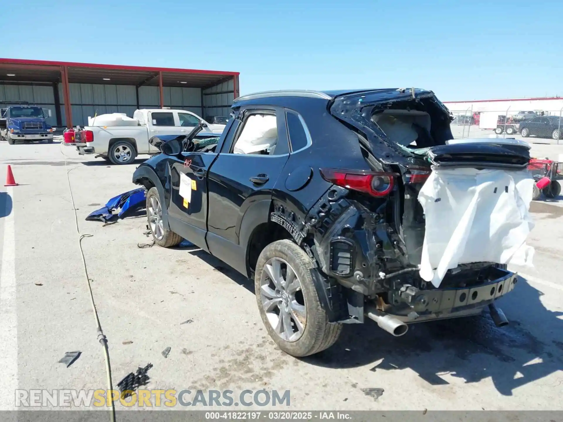 3 Фотография поврежденного автомобиля 3MVDMBCM8RM622175 MAZDA CX-30 2024