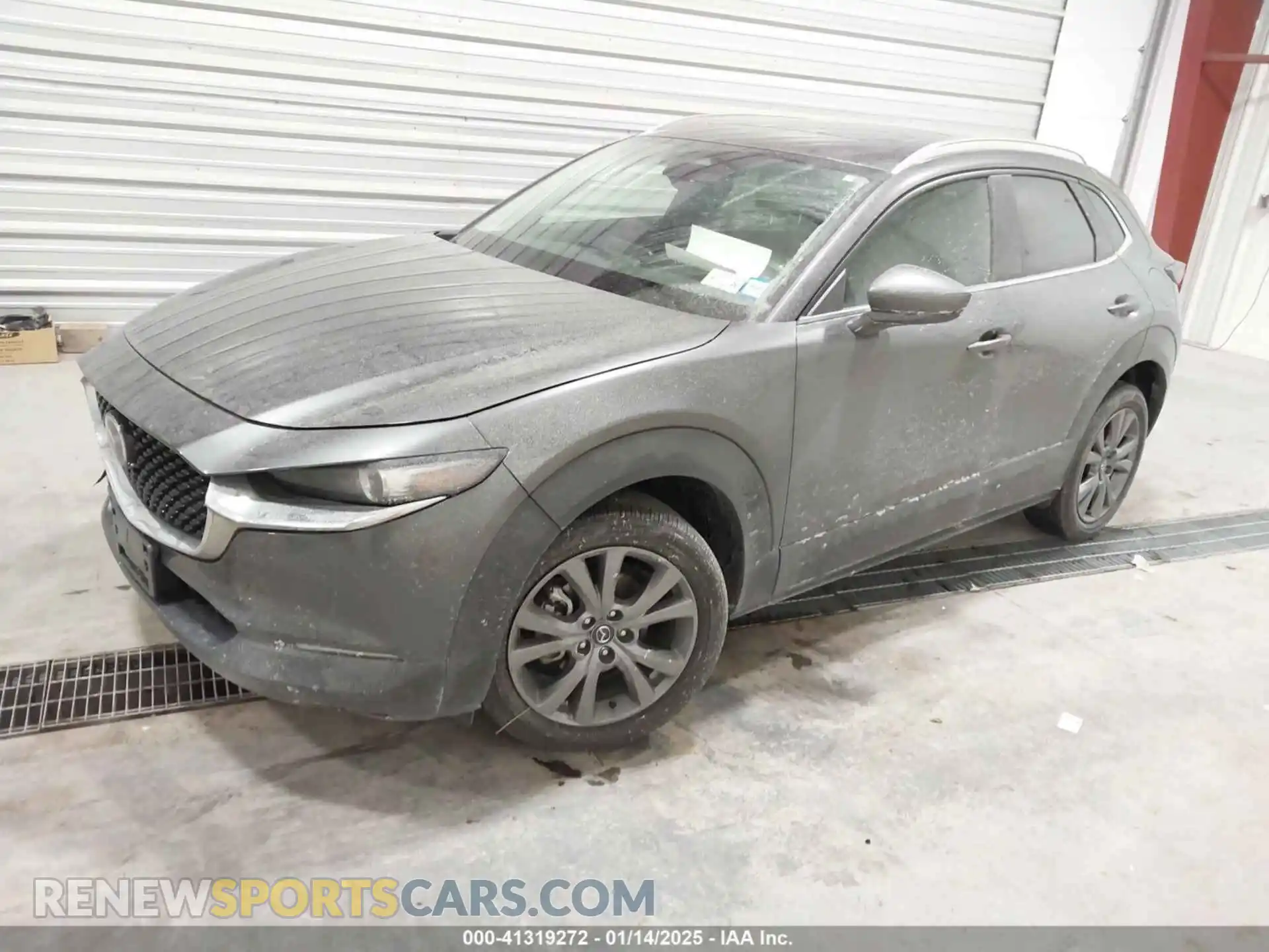 2 Photograph of a damaged car 3MVDMBCM8RM699063 MAZDA CX-30 2024
