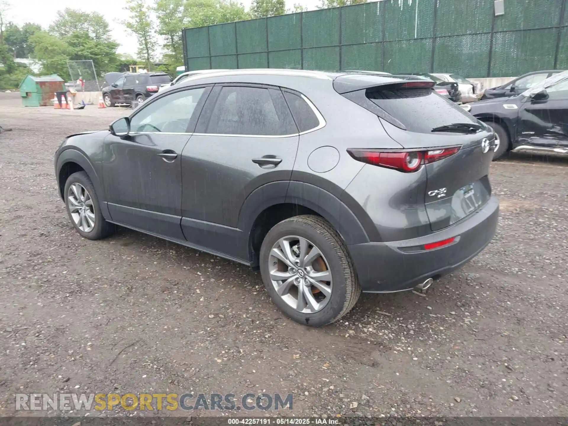 3 fotografías del automóvil dañado 3MVDMBCM9RM671885 MAZDA CX-30 2024
