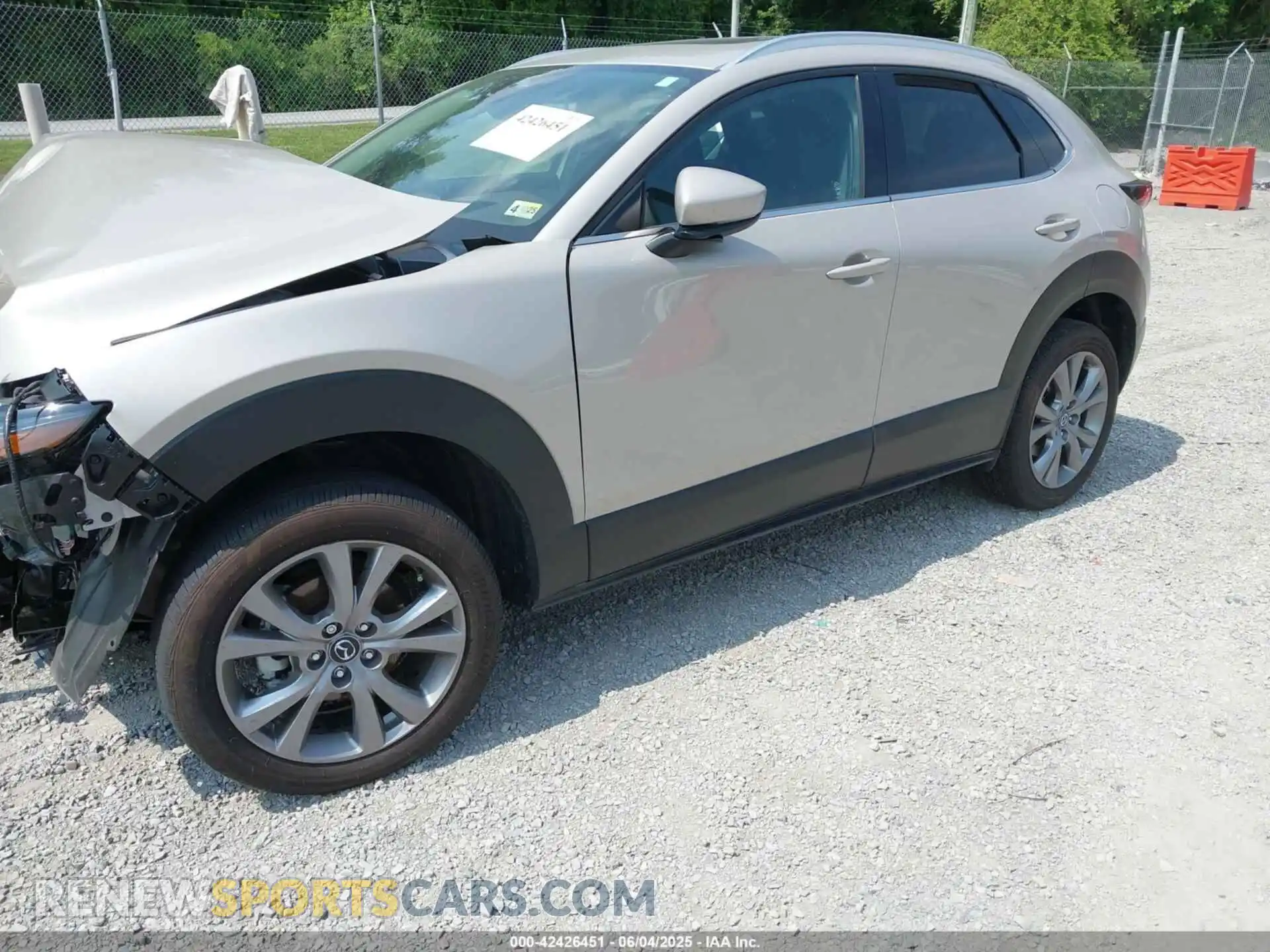 2 Photograph of a damaged car 3MVDMBDMXRM615226 MAZDA CX-30 2024