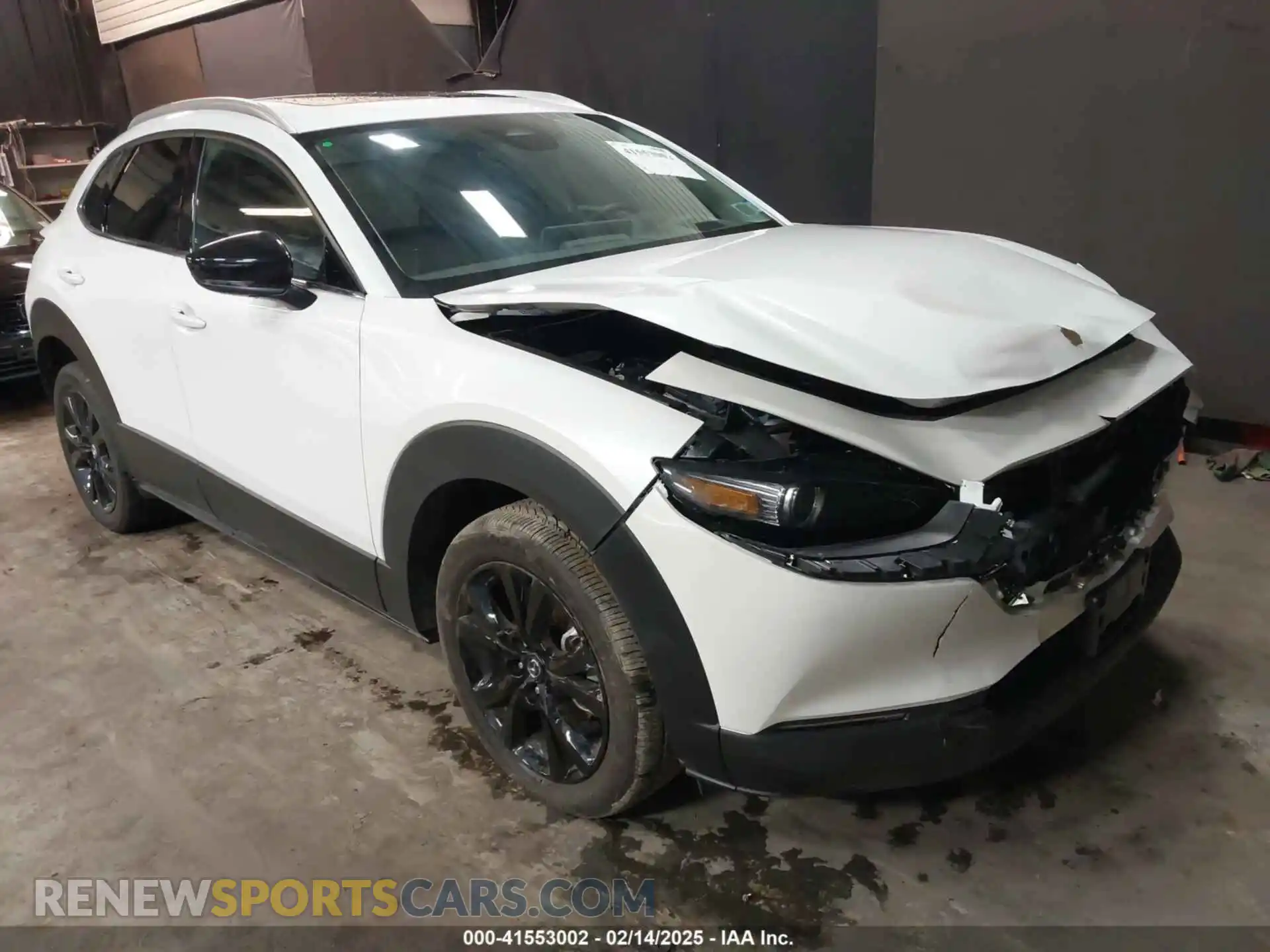 1 Photograph of a damaged car 3MVDMBDY7RM706554 MAZDA CX-30 2024