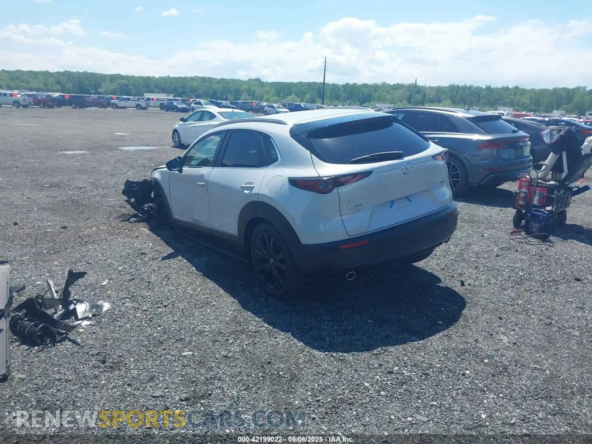 3 Photograph of a damaged car 3MVDMBBM4SM780892 MAZDA CX-30 2025