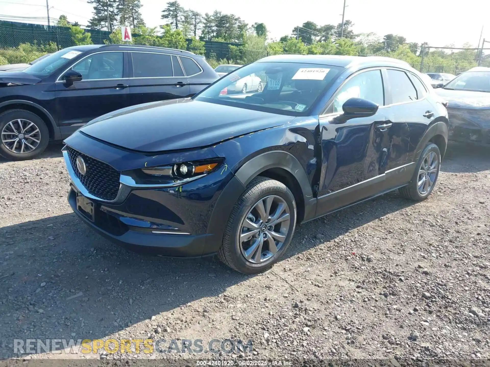 2 Photograph of a damaged car 3MVDMBCM7SM760876 MAZDA CX-30 2025