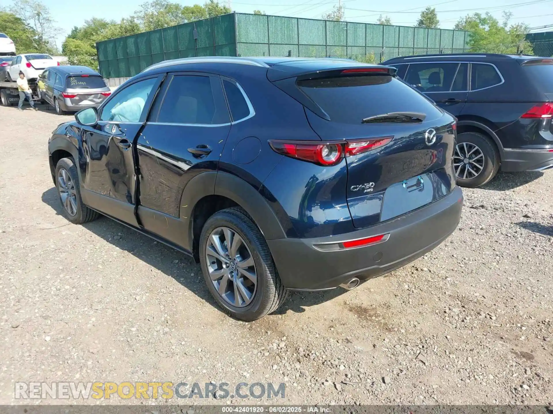 3 Photograph of a damaged car 3MVDMBCM7SM760876 MAZDA CX-30 2025