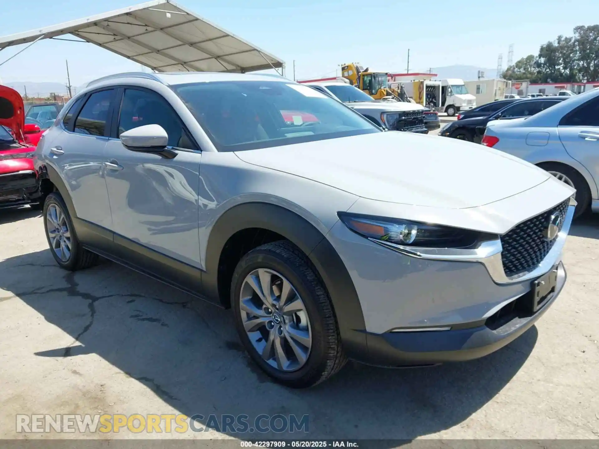 1 Photograph of a damaged car 3MVDMBCM8SM830272 MAZDA CX-30 2025
