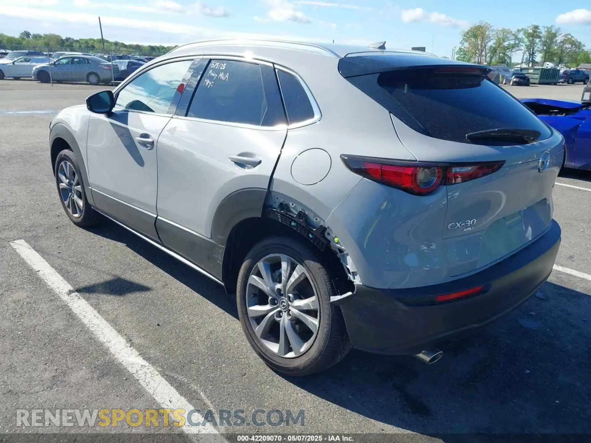 3 Photograph of a damaged car 3MVDMBDM2SM798045 MAZDA CX-30 2025