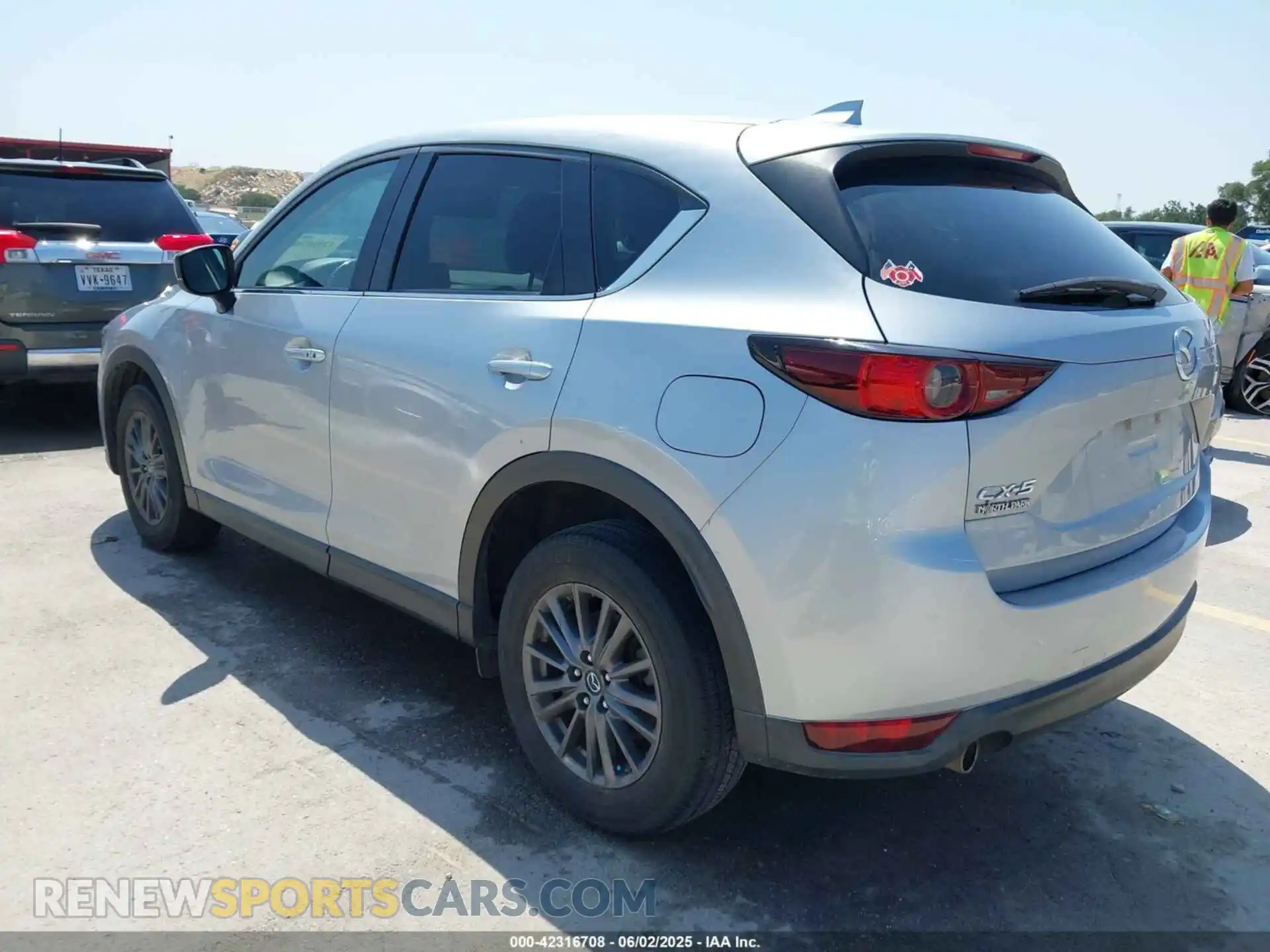 3 Photograph of a damaged car JM3KFACM1K1507229 MAZDA CX-5 2019