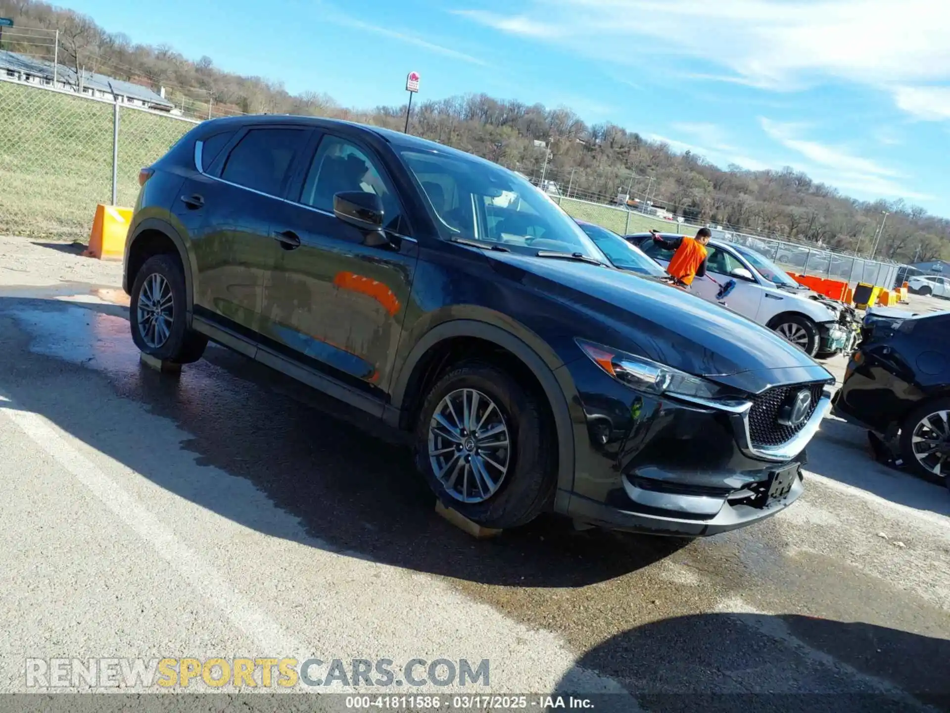 1 Photograph of a damaged car JM3KFACM2K1660119 MAZDA CX-5 2019