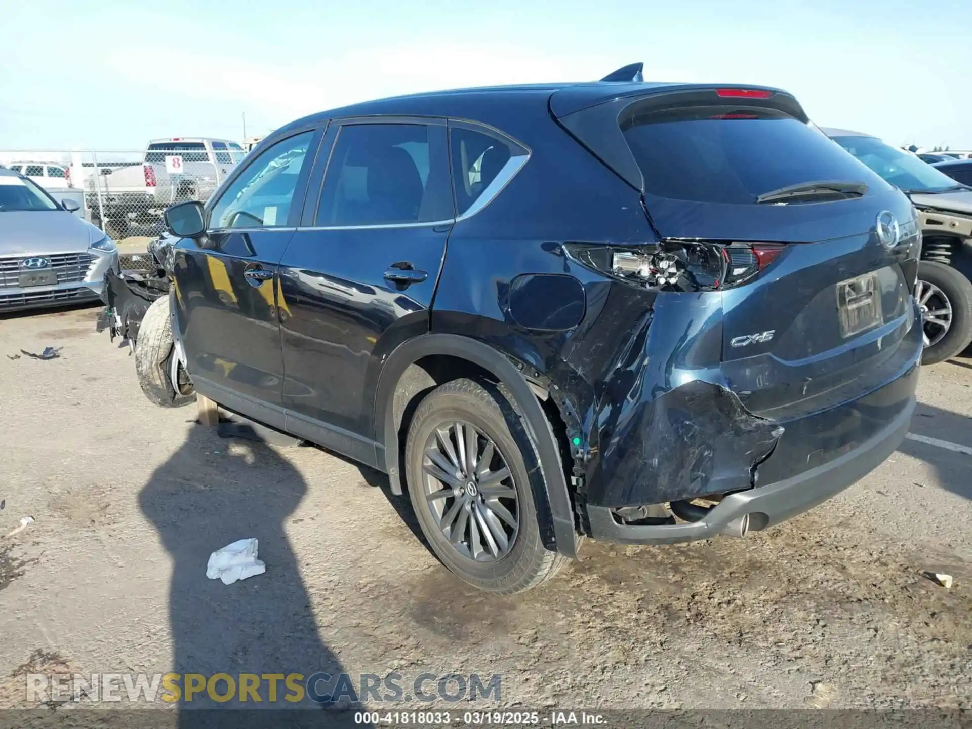 3 Фотография поврежденного автомобиля JM3KFACM7K1671679 MAZDA CX-5 2019