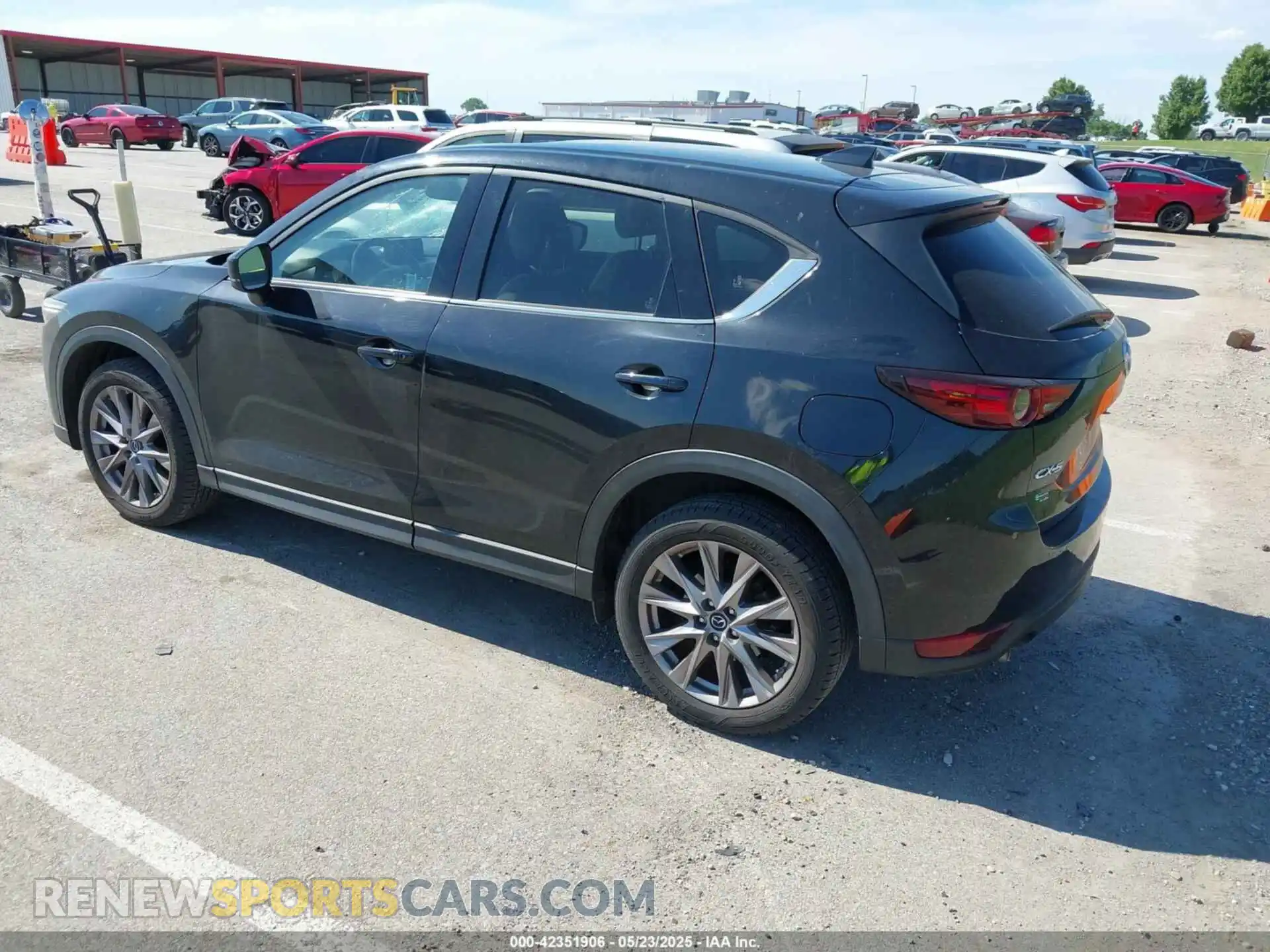 3 Photograph of a damaged car JM3KFADM2K1549794 MAZDA CX-5 2019