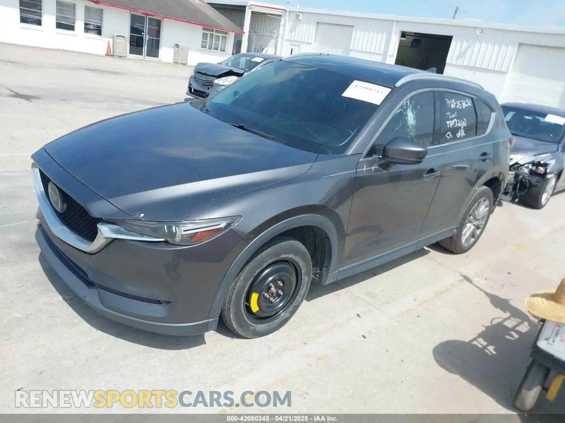 2 Photograph of a damaged car JM3KFADM4K1539770 MAZDA CX-5 2019