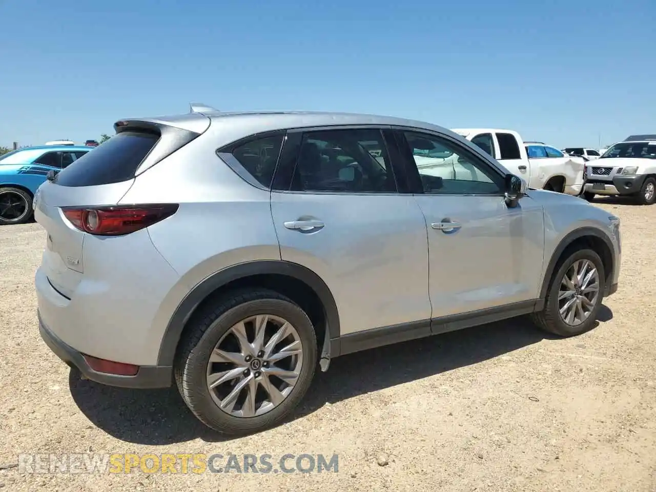 3 Photograph of a damaged car JM3KFADMXK0612162 MAZDA CX-5 2019