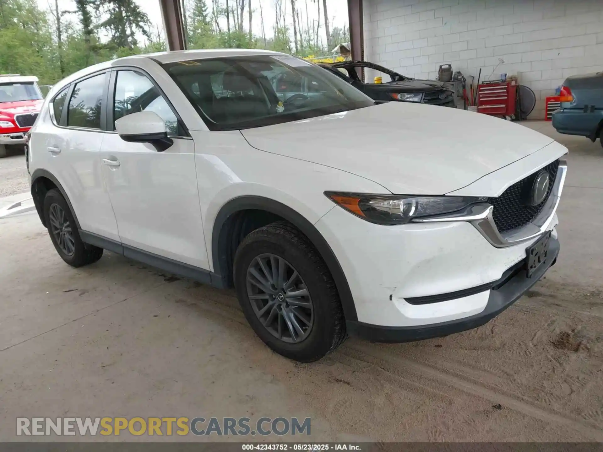 1 Фотография поврежденного автомобиля JM3KFBCM0K1626475 MAZDA CX-5 2019